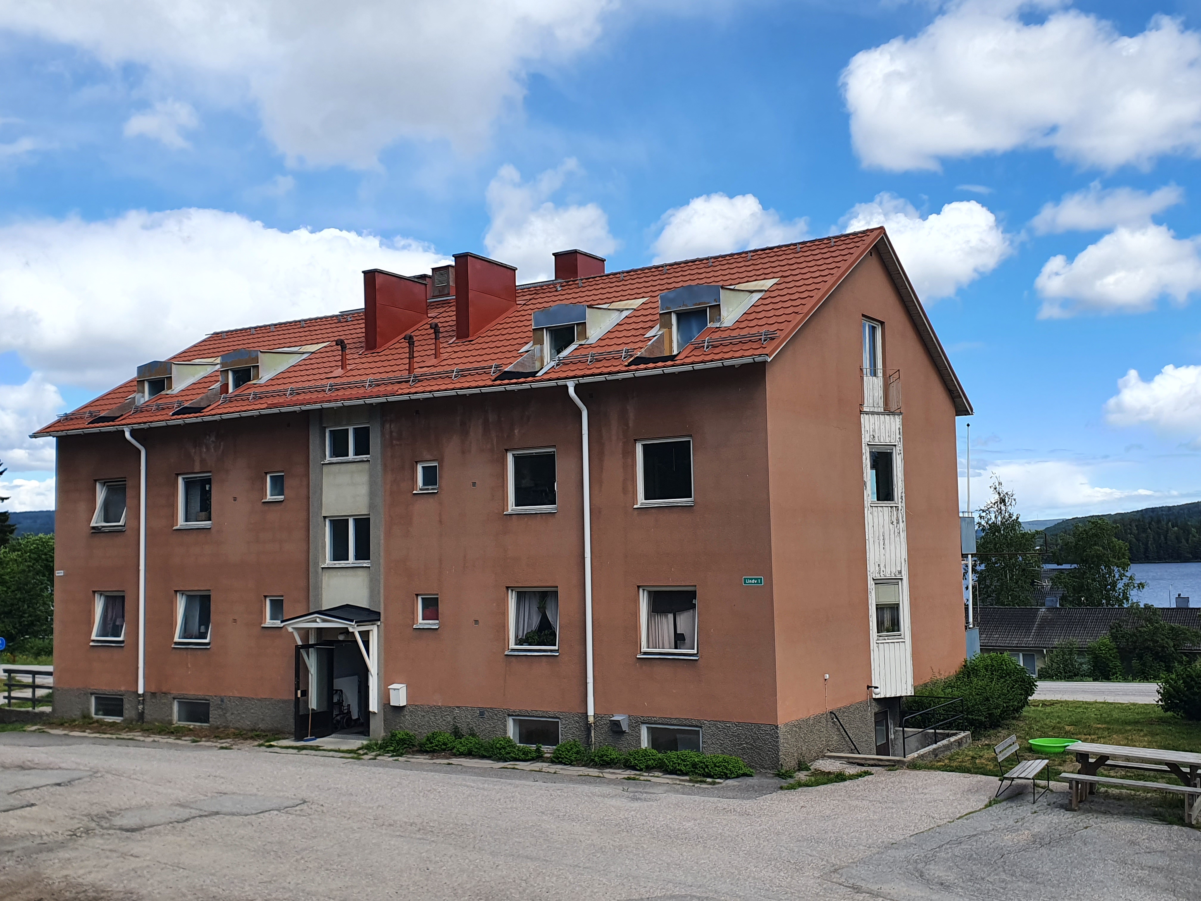 Lindvägen 1