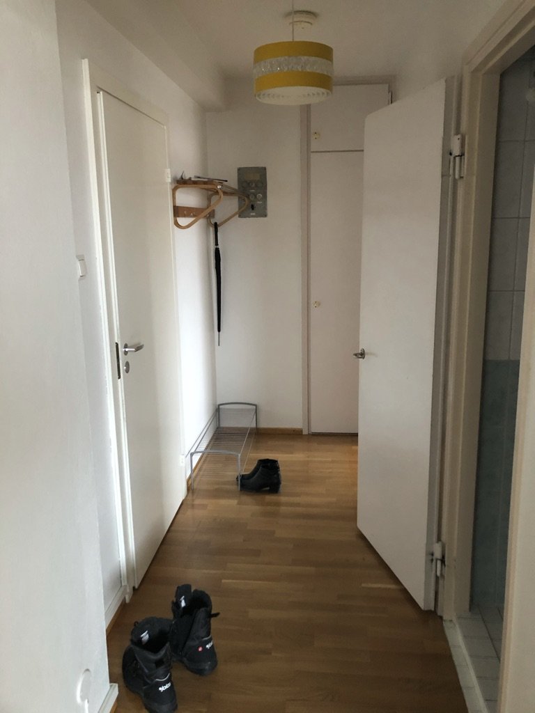 Vuokrataan siisti 45m2 kerrostalokaksio jykevästä 50-luvun kivitalosta, vapautuu 1.10.2026 5