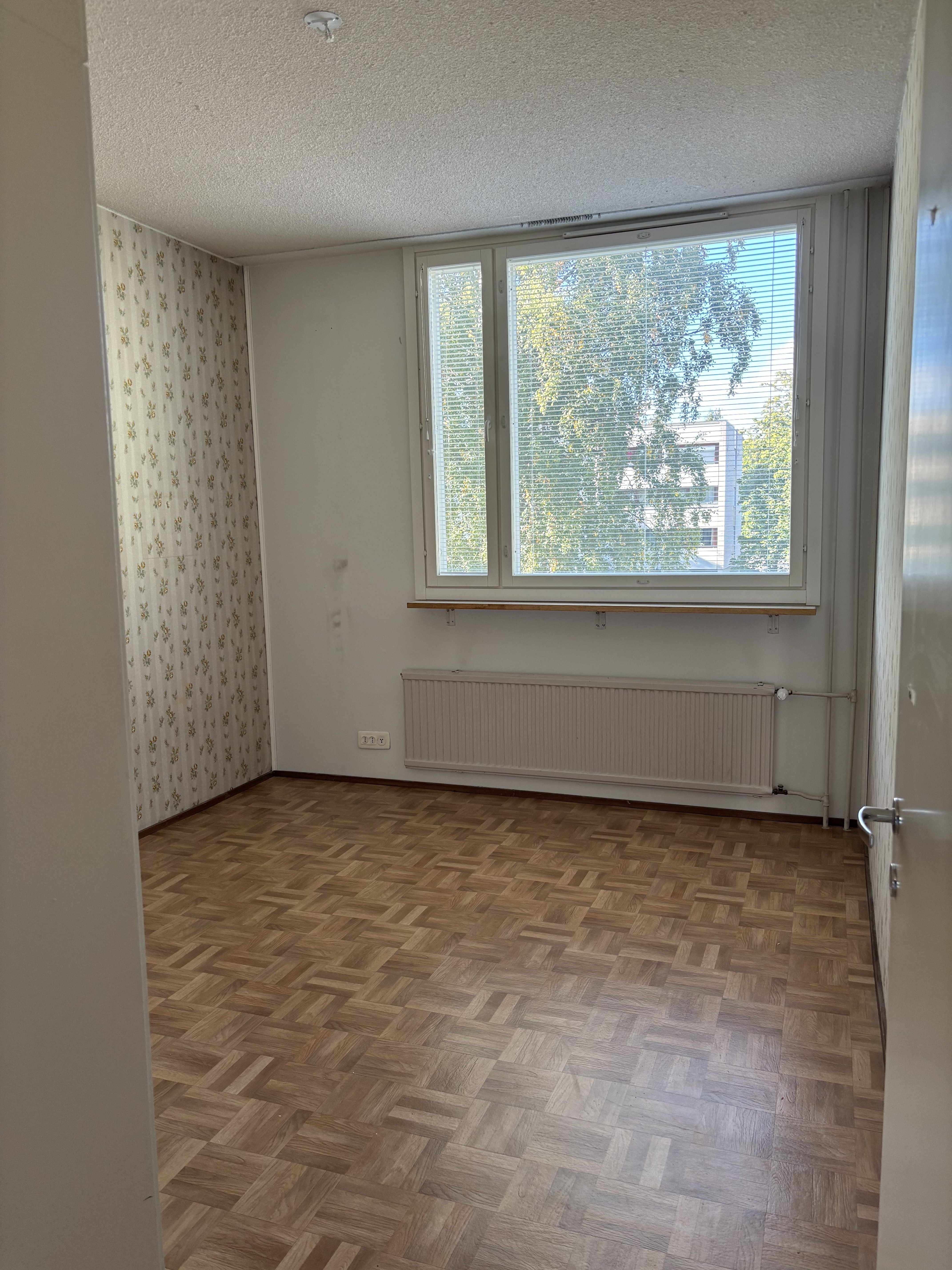 Saunallinen kerrostalokolmio 5