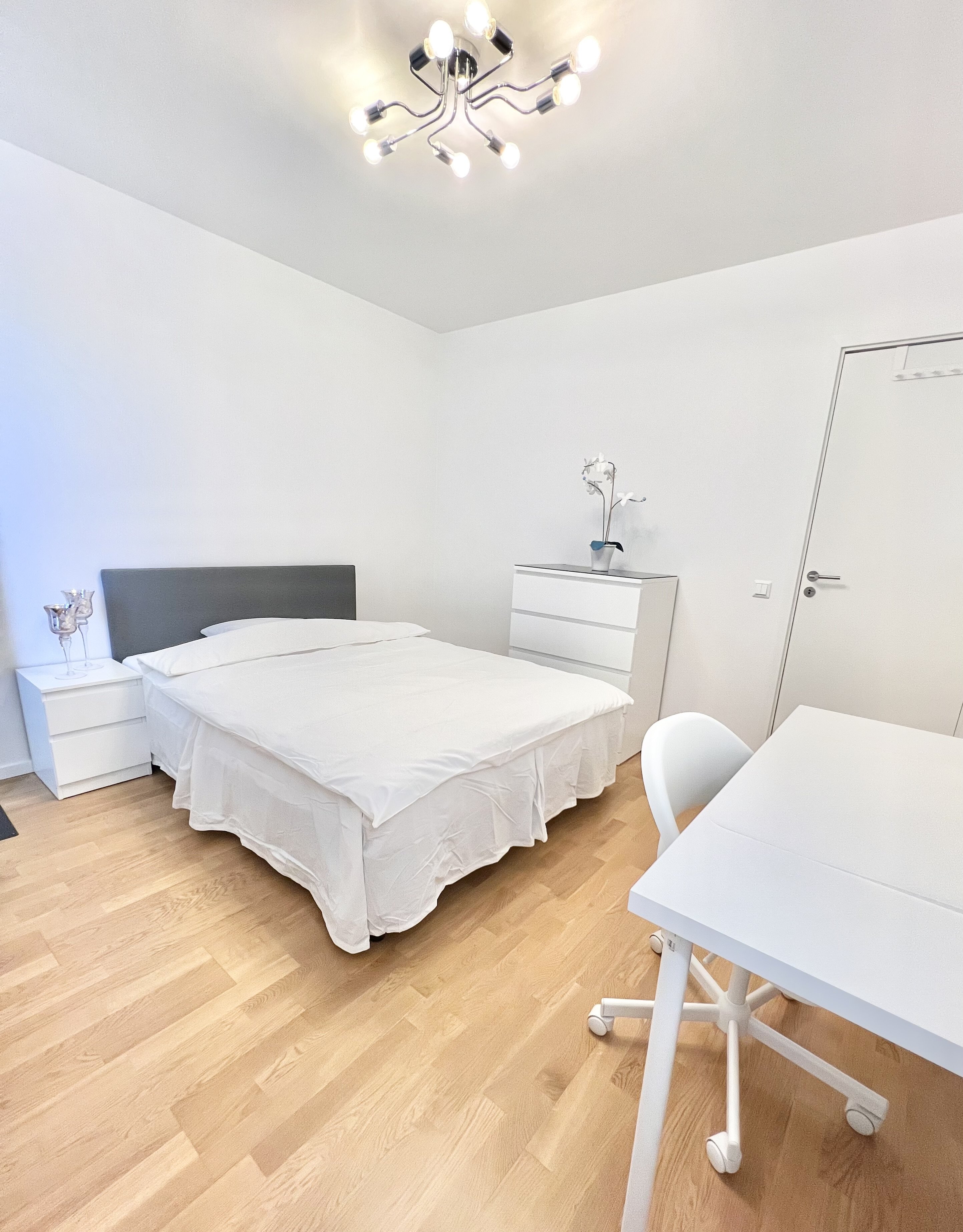 Hus – Stockholm, Husby - Bild 2