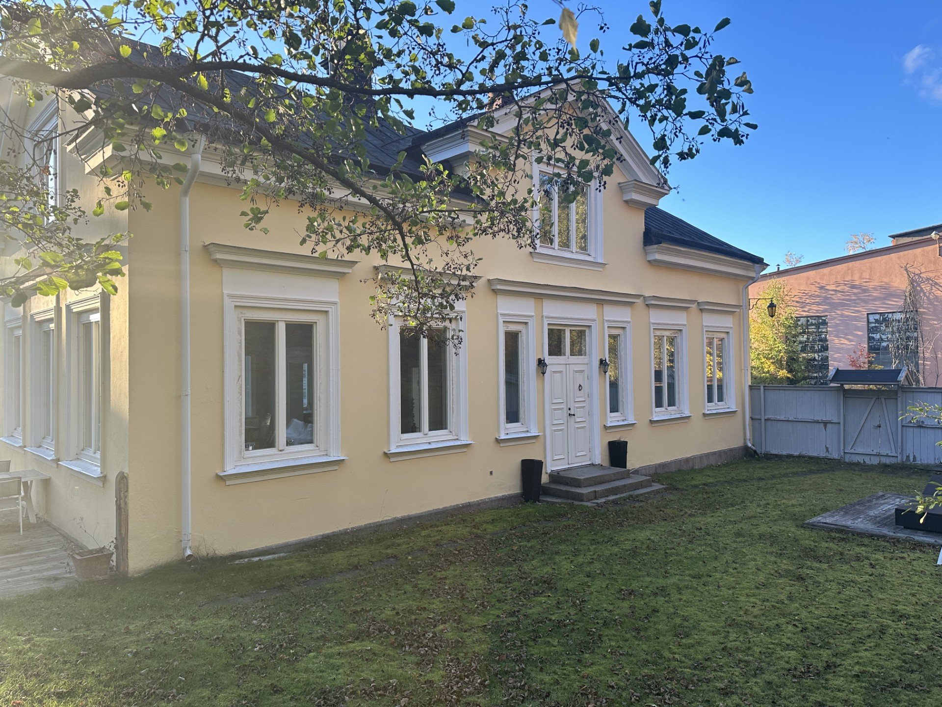 Villa/Hus, 5 rum, 191 kvm, Torshälla