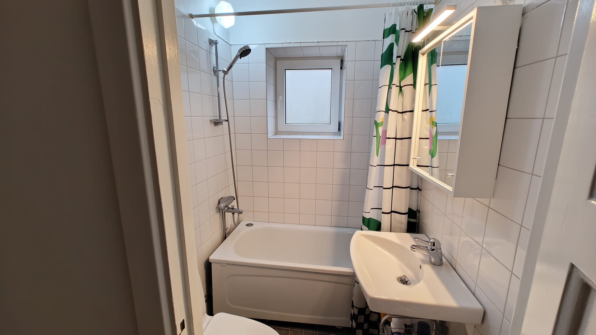 2 rum och kök, Bromma — 12 000 kr/mån — bild 3