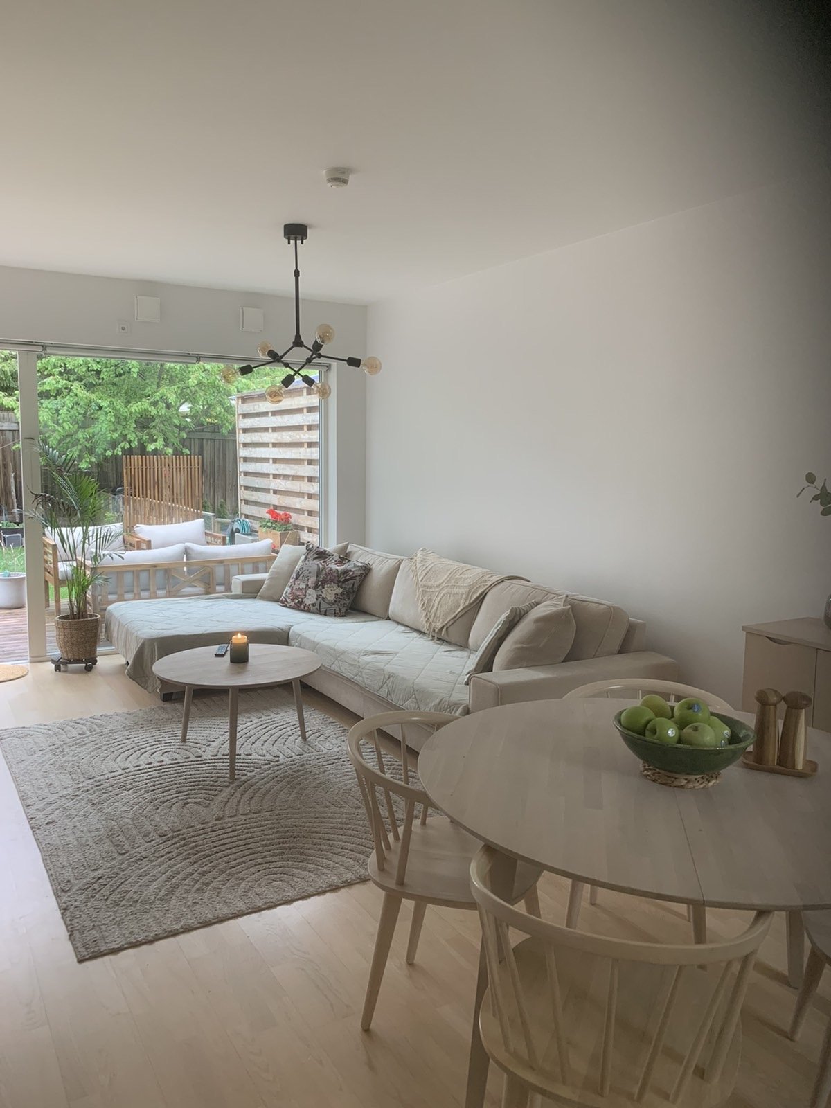 Radhus, 3 rooms, 81 sqm, Hässelby