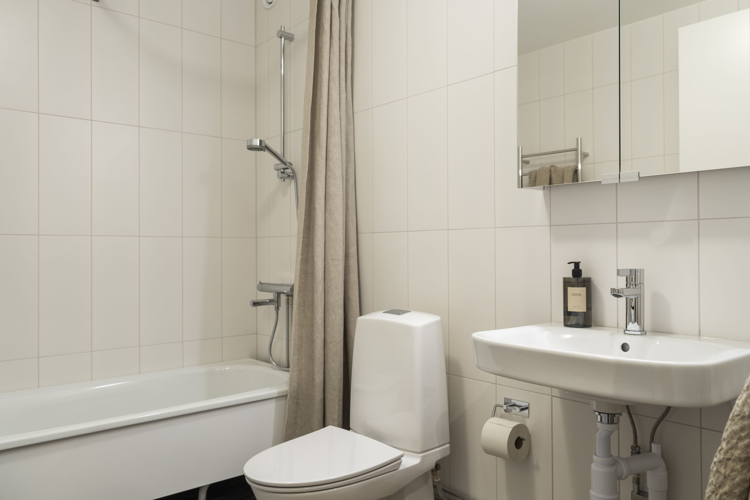 3 rok · 84 m² i Järfälla – bild 3
