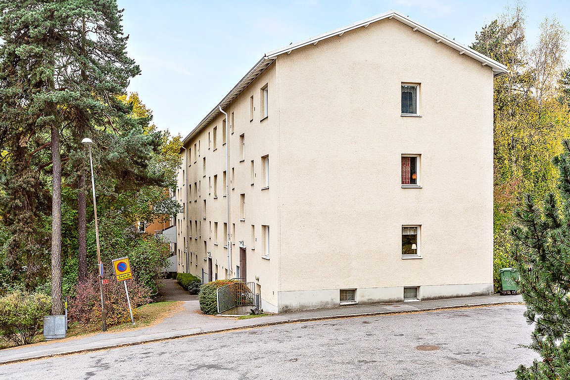 Tämnarvägen, Årsta