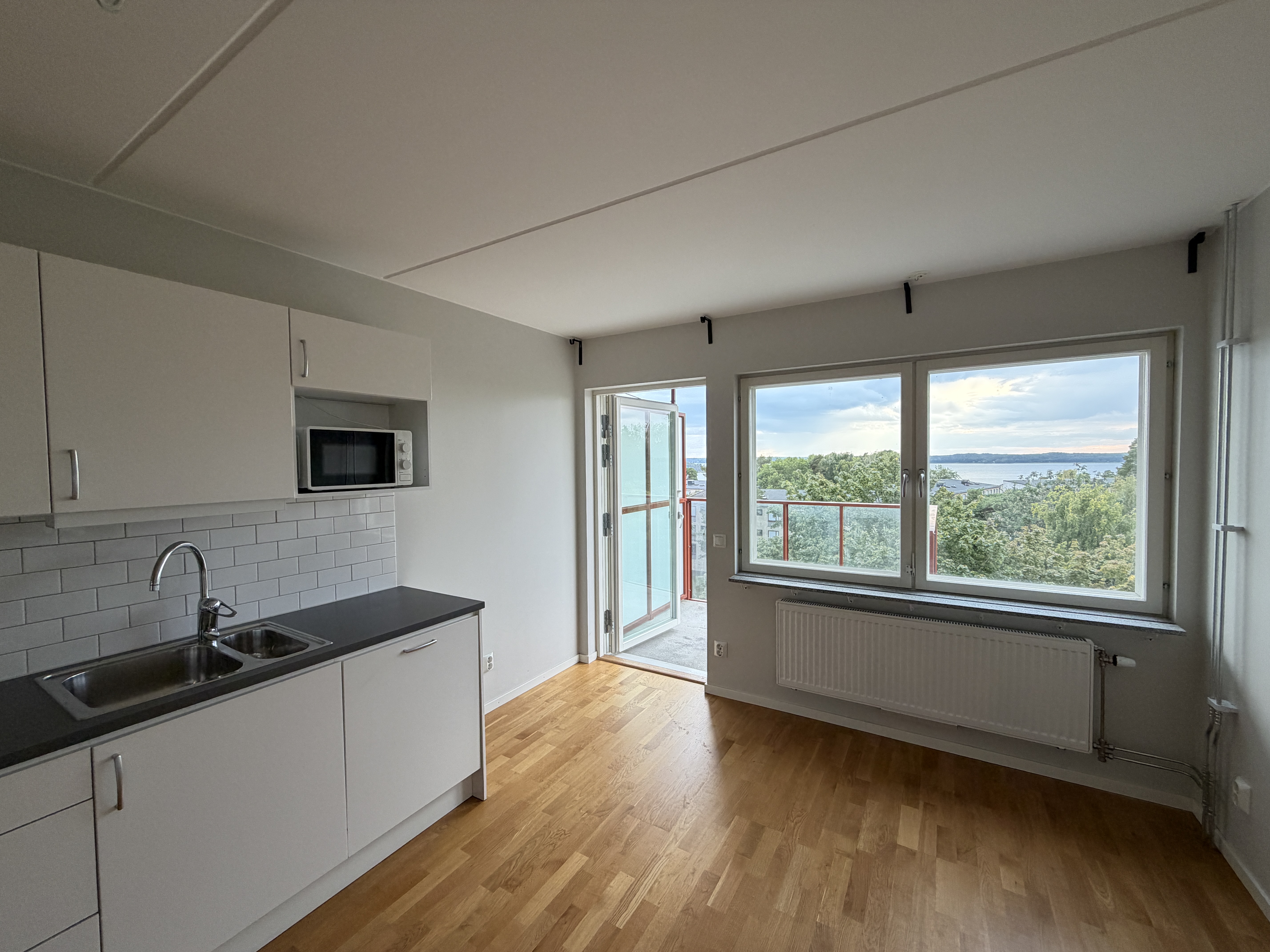 Lägenhet – Stockholm, Hässelby strand - Bild 3