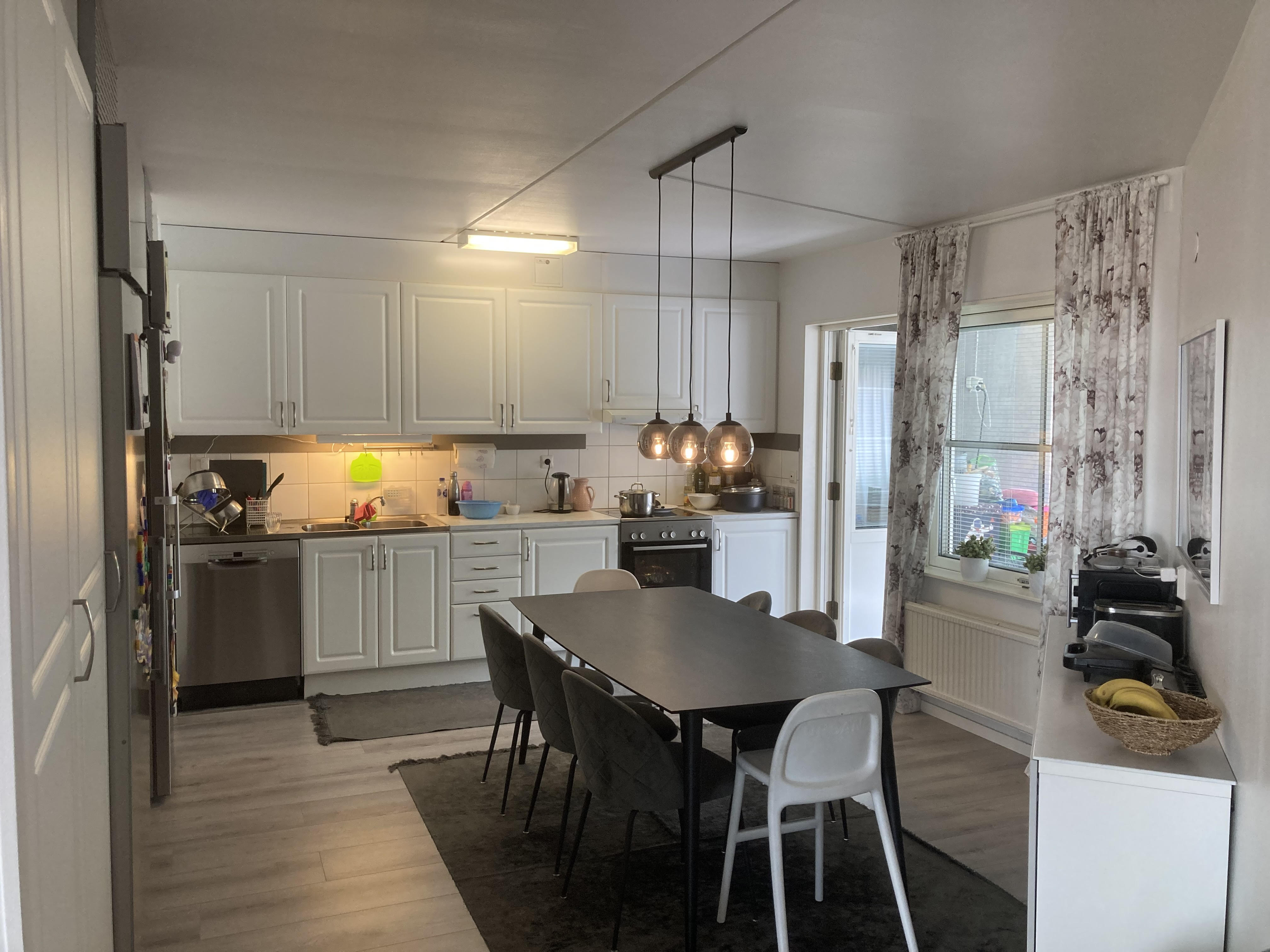 Lägenhet, 5 rum, 110 kvm, Örebro