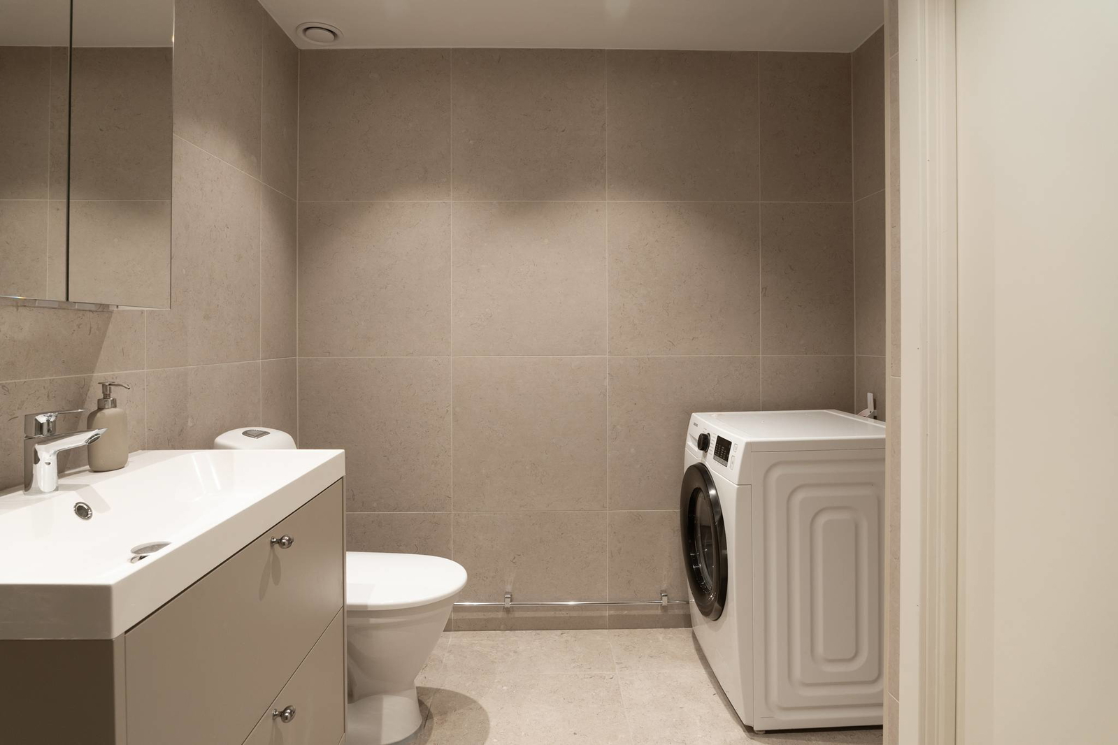 4 rok · 92 m² i Tumba – bild 7