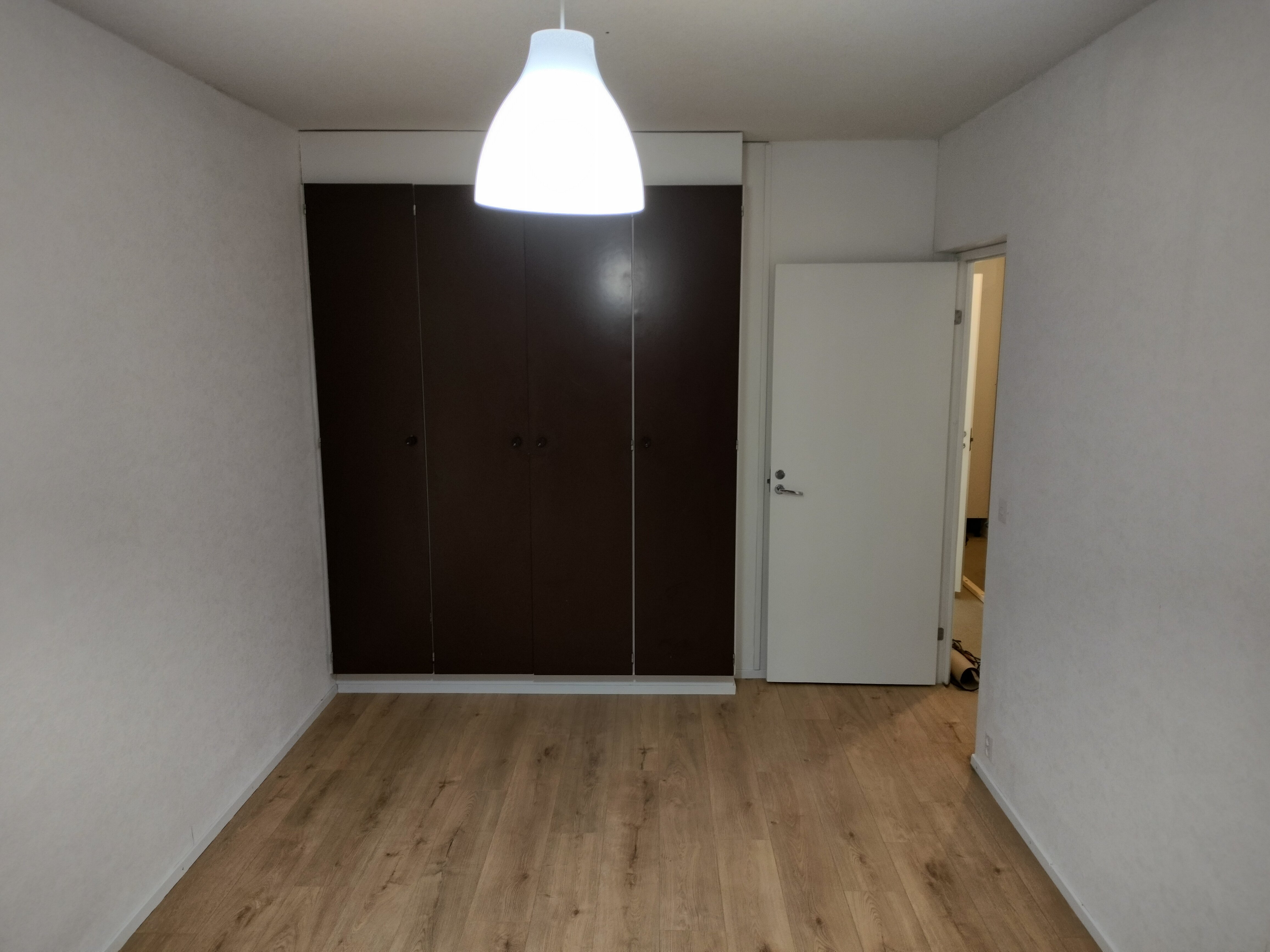 Huone remontoidussa soluasunnossa lähellä yliopistoa 2