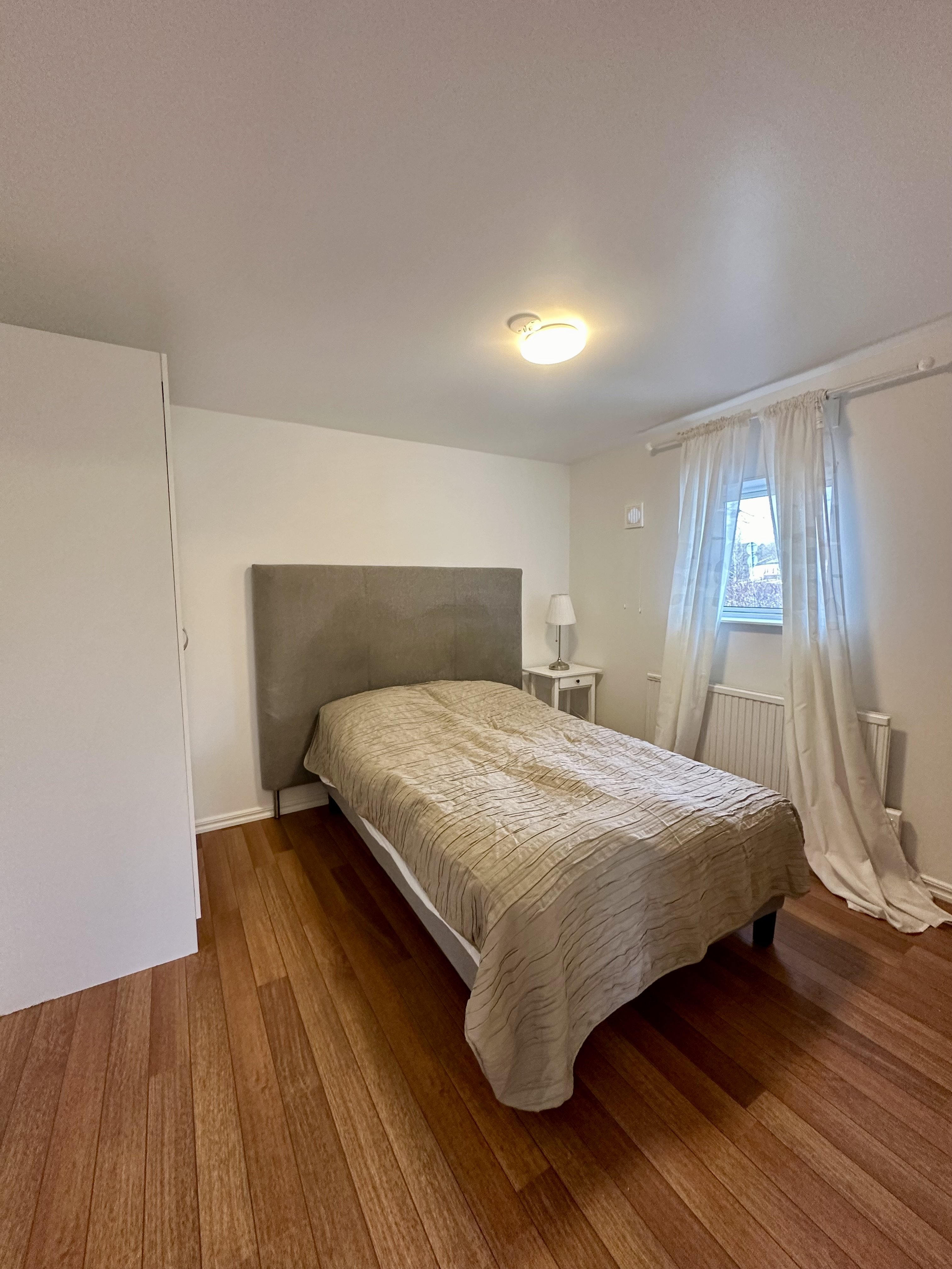 Kråkbärsgränd, Hässelby — photo 2