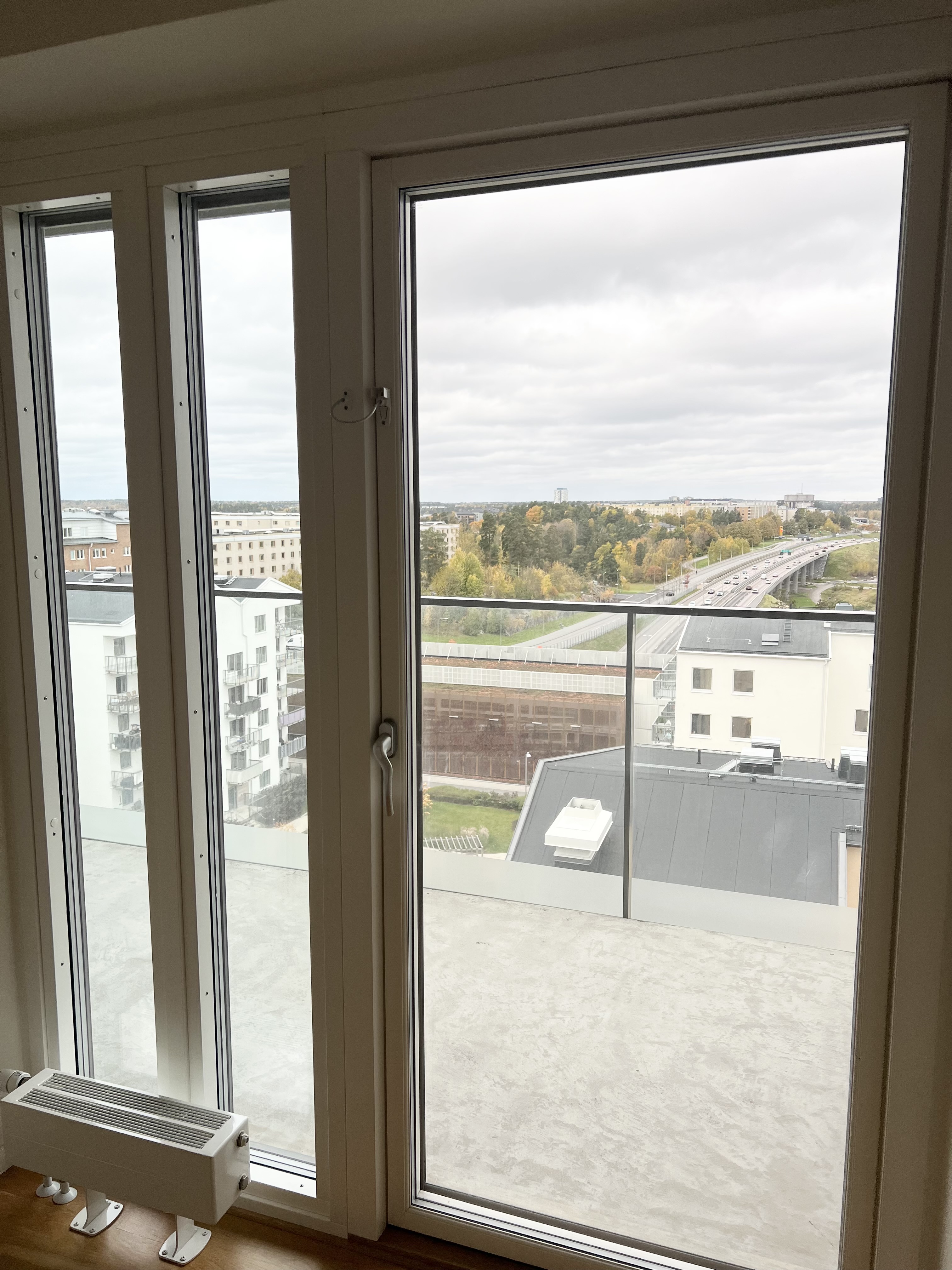 Almbygatan , Spånga — photo 5