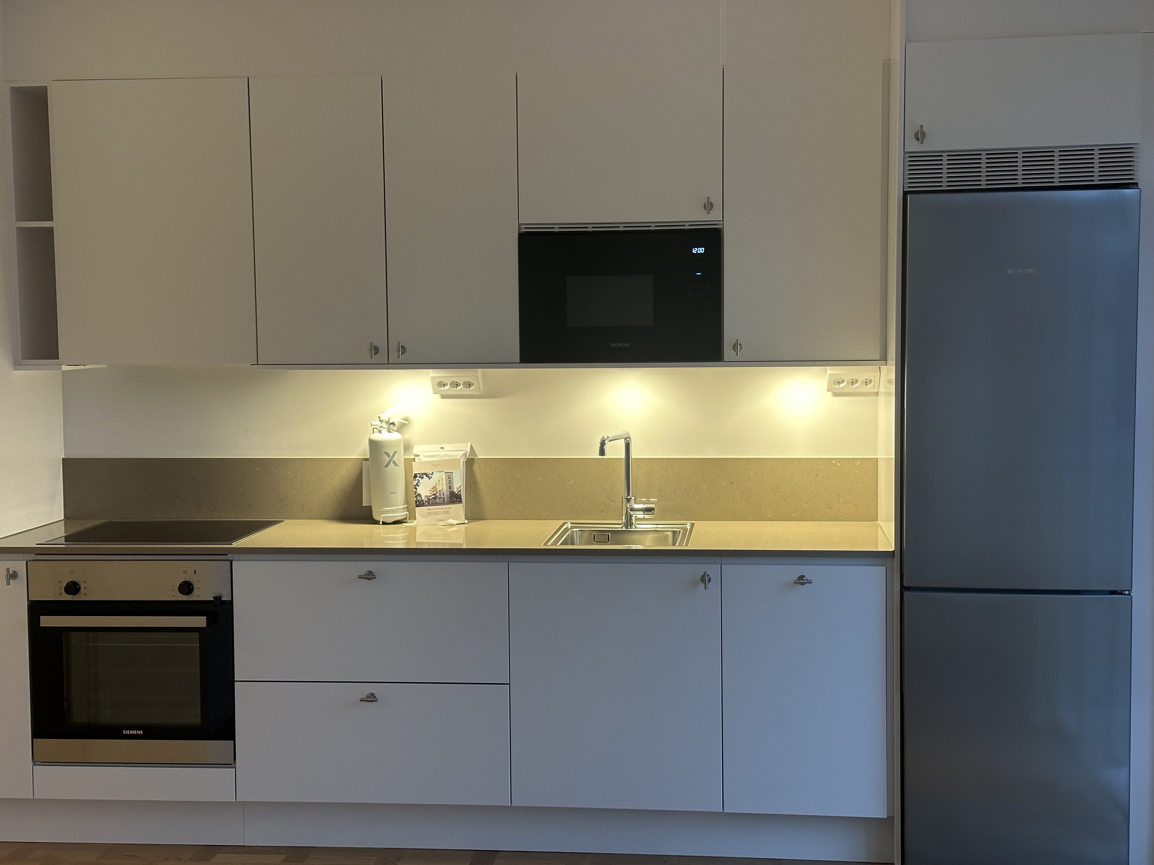 1 rum och kök, Stockholm — 14 600 kr/mån — bild 2