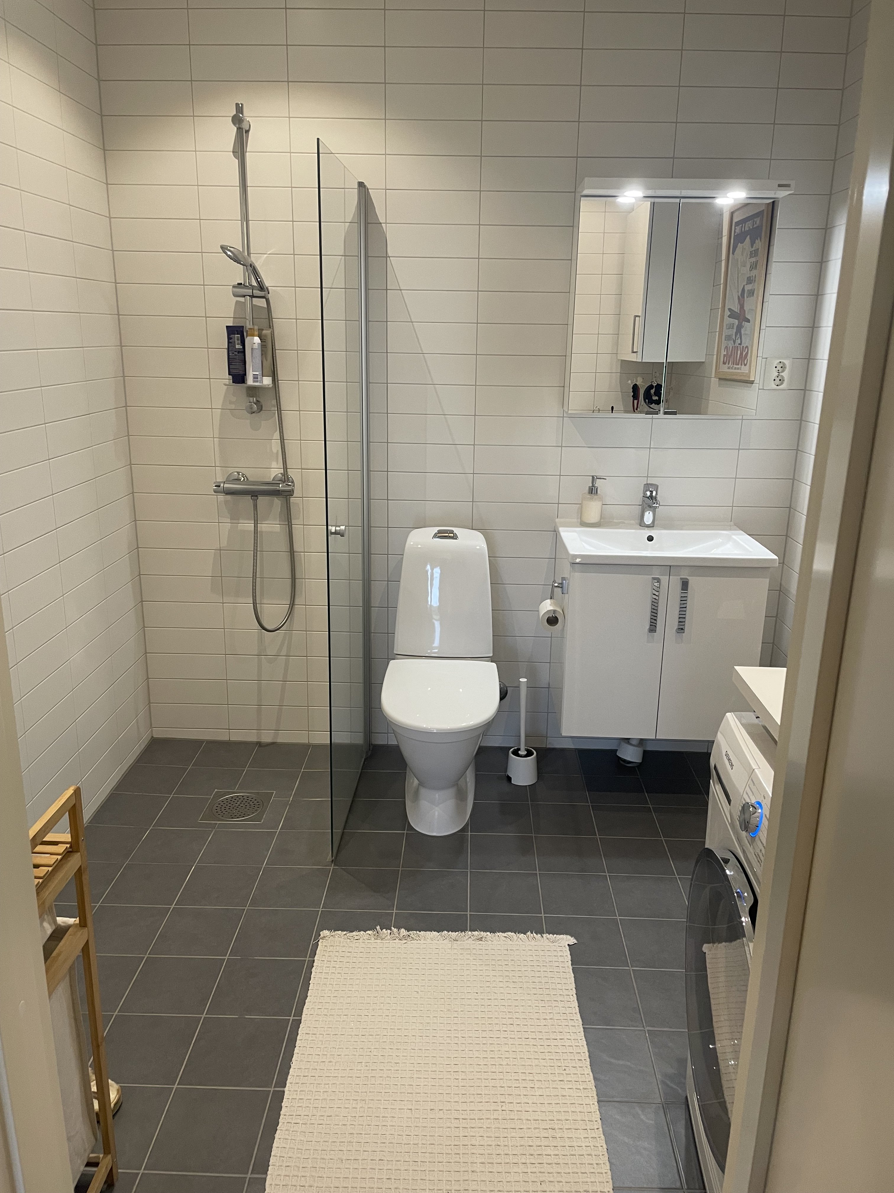 Karlsdalsallén, Örebro