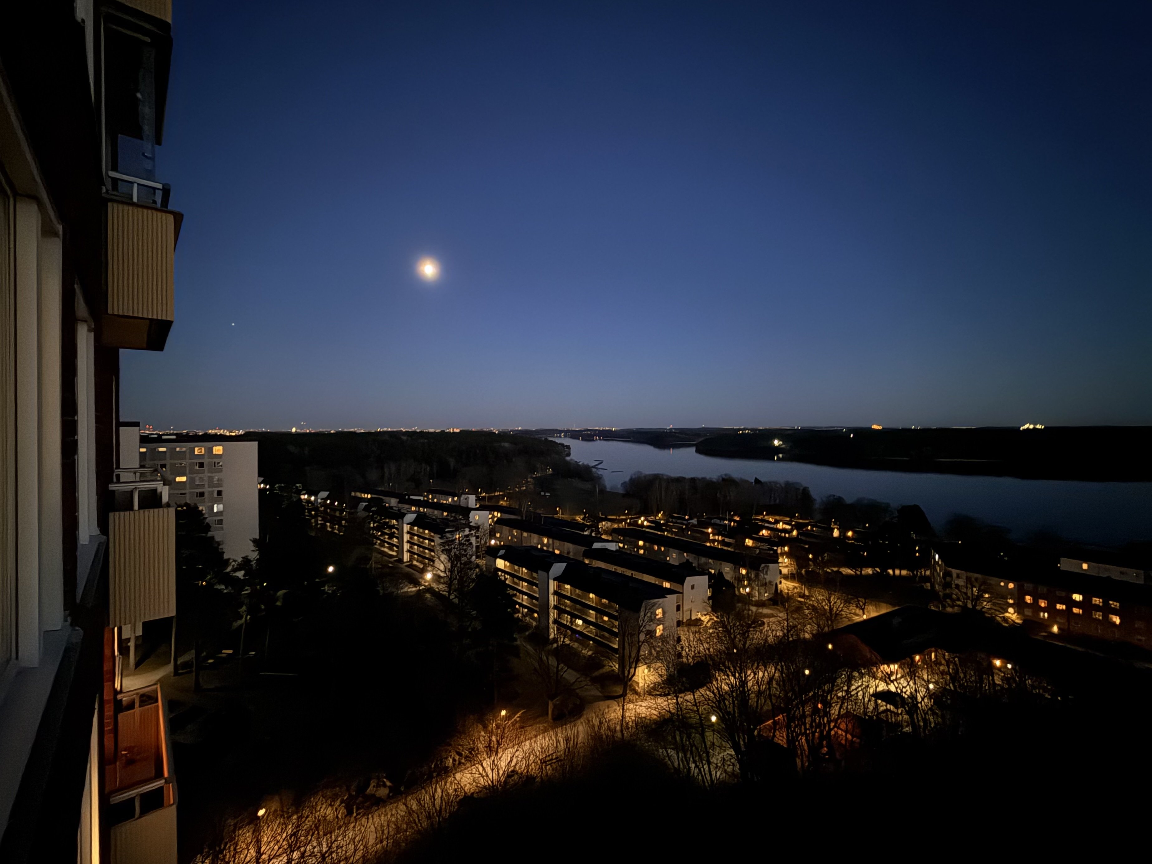 Lägenhet, 2 rooms, 68 sqm, Hässelby