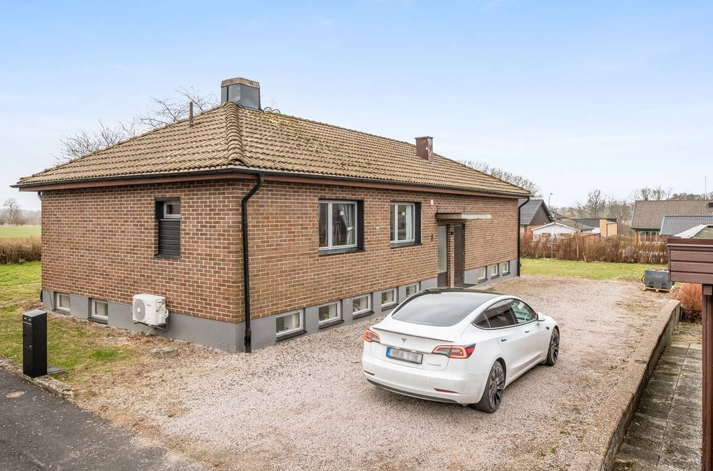 Villa/Hus, 6 rooms, 222 sqm, Vollsjö