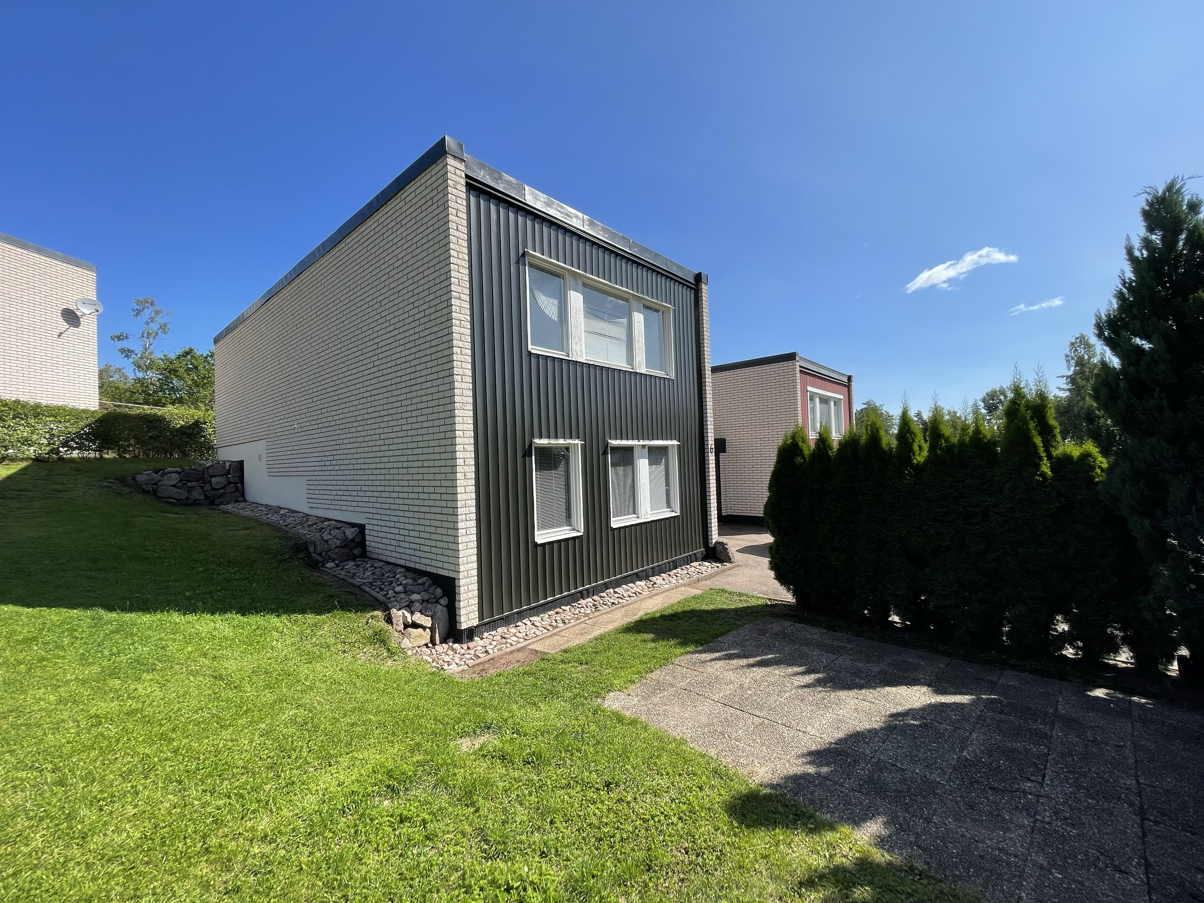 Radhus, 5 rooms, 110 sqm, Tranås