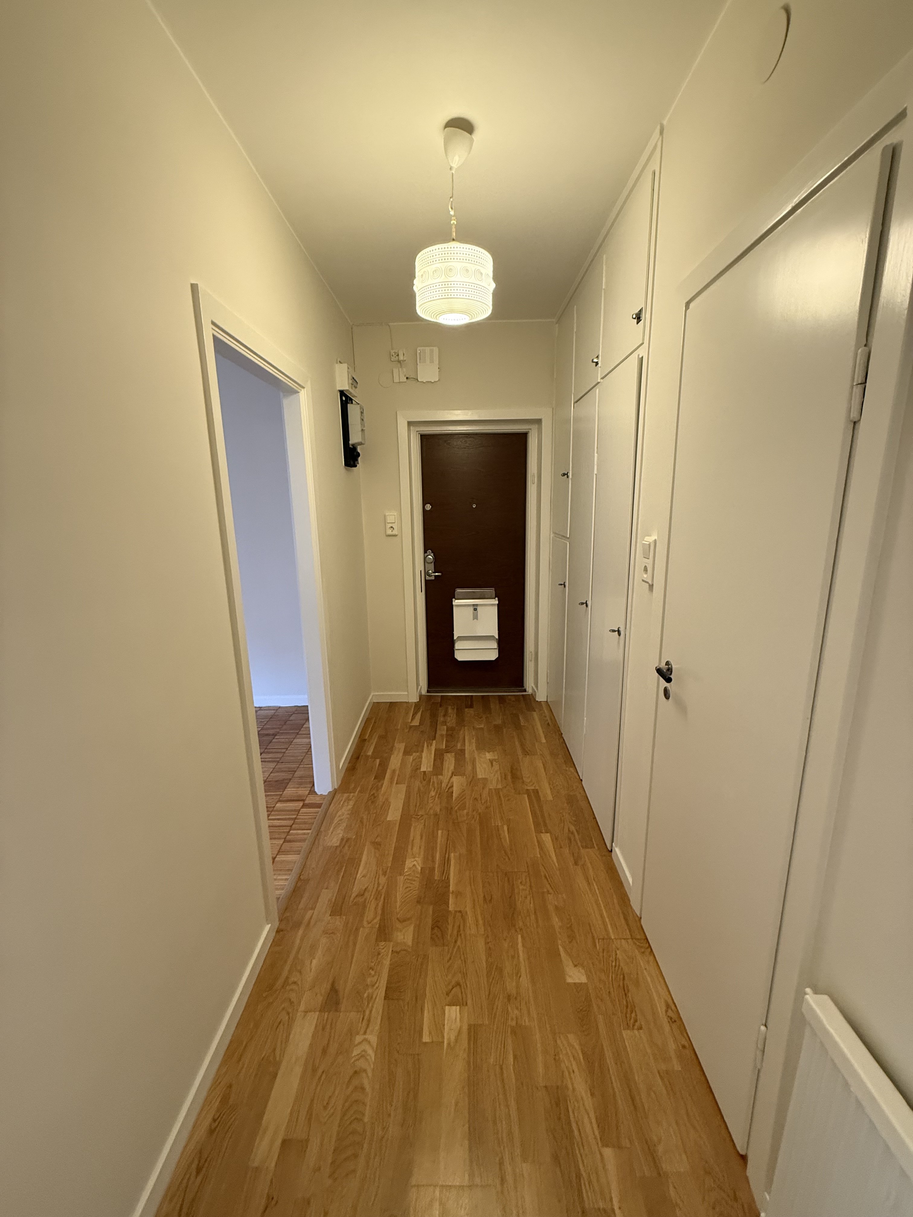 1 rum Norrmalm, 14 153 kr/mån | Bostadsögat