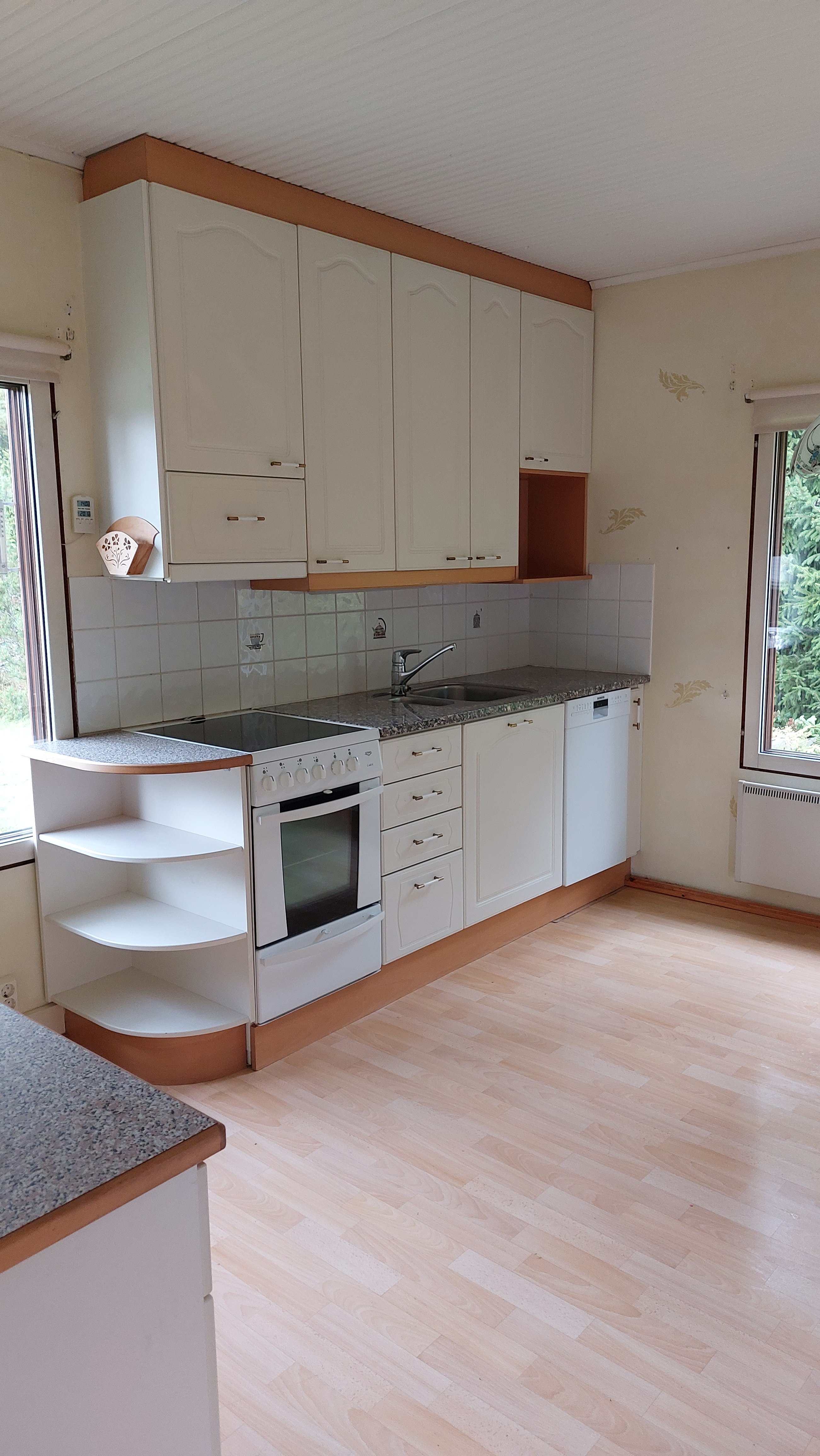 Idyllisellä asuinalueella vanha omakotitalo 5