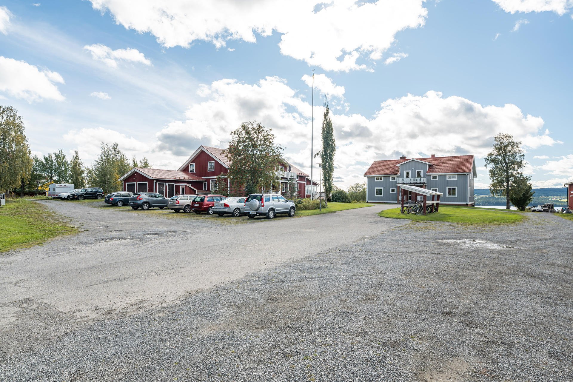 8-roms leilighet, 180 m²