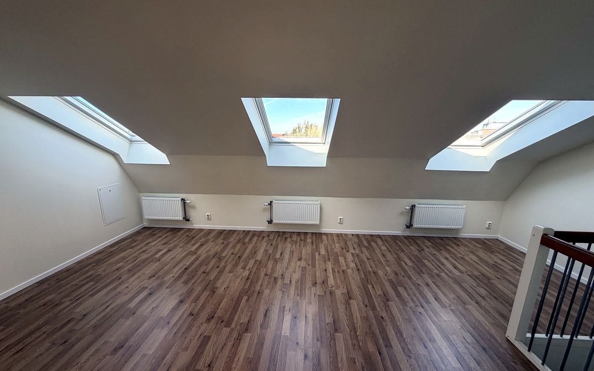 Apartament 5 camere, 100 m²