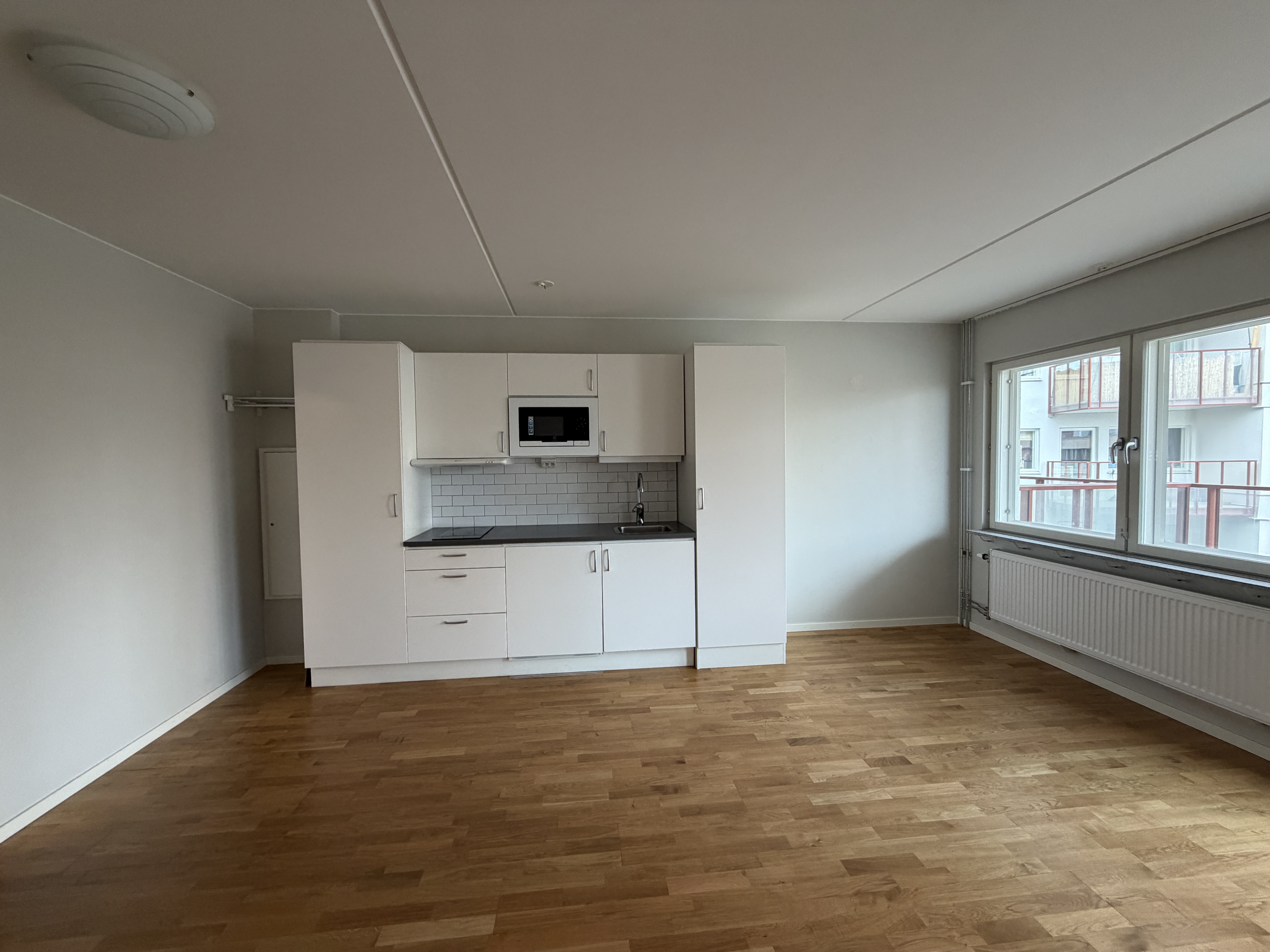 Lägenhet – Stockholm, Hässelby strand - Bild 4