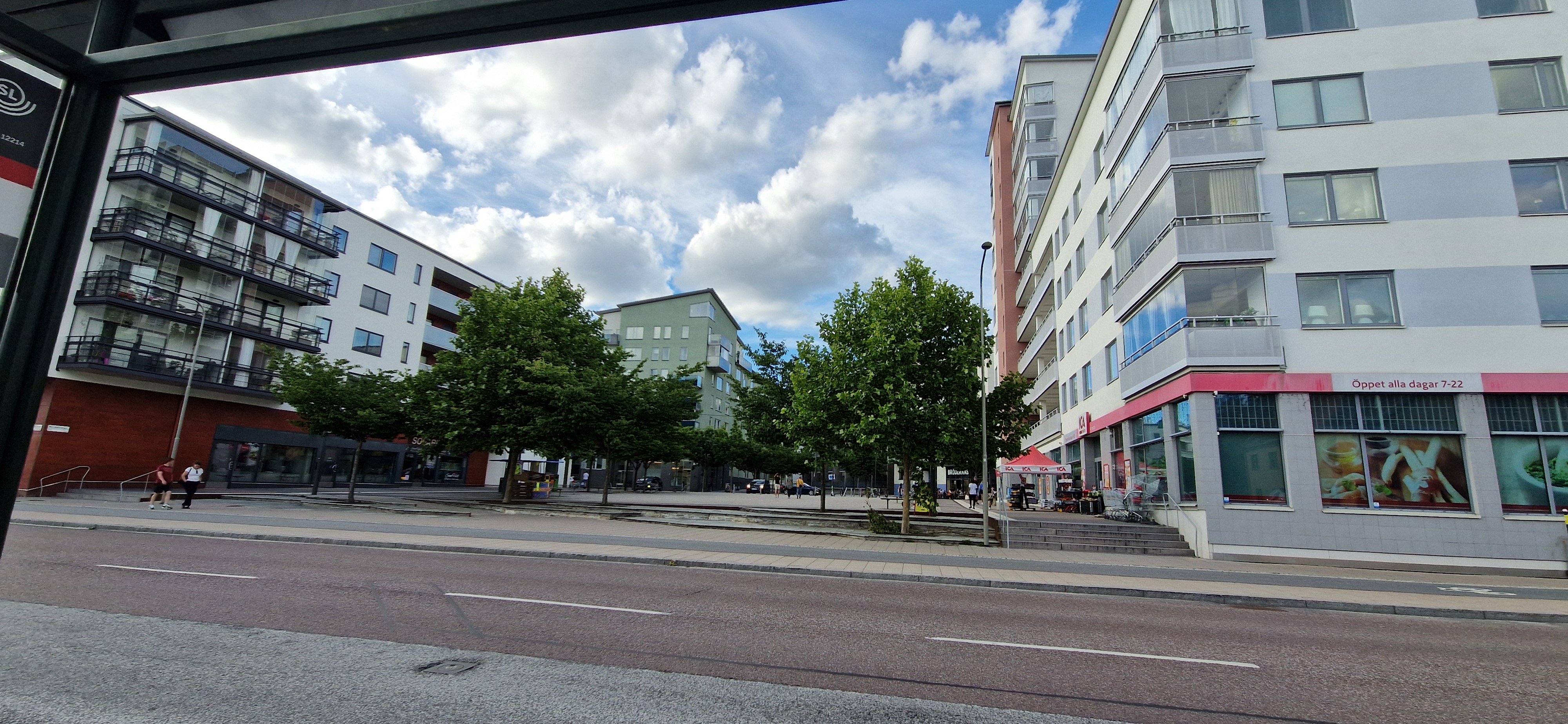 Suddagummans gata, Bromma — photo 4