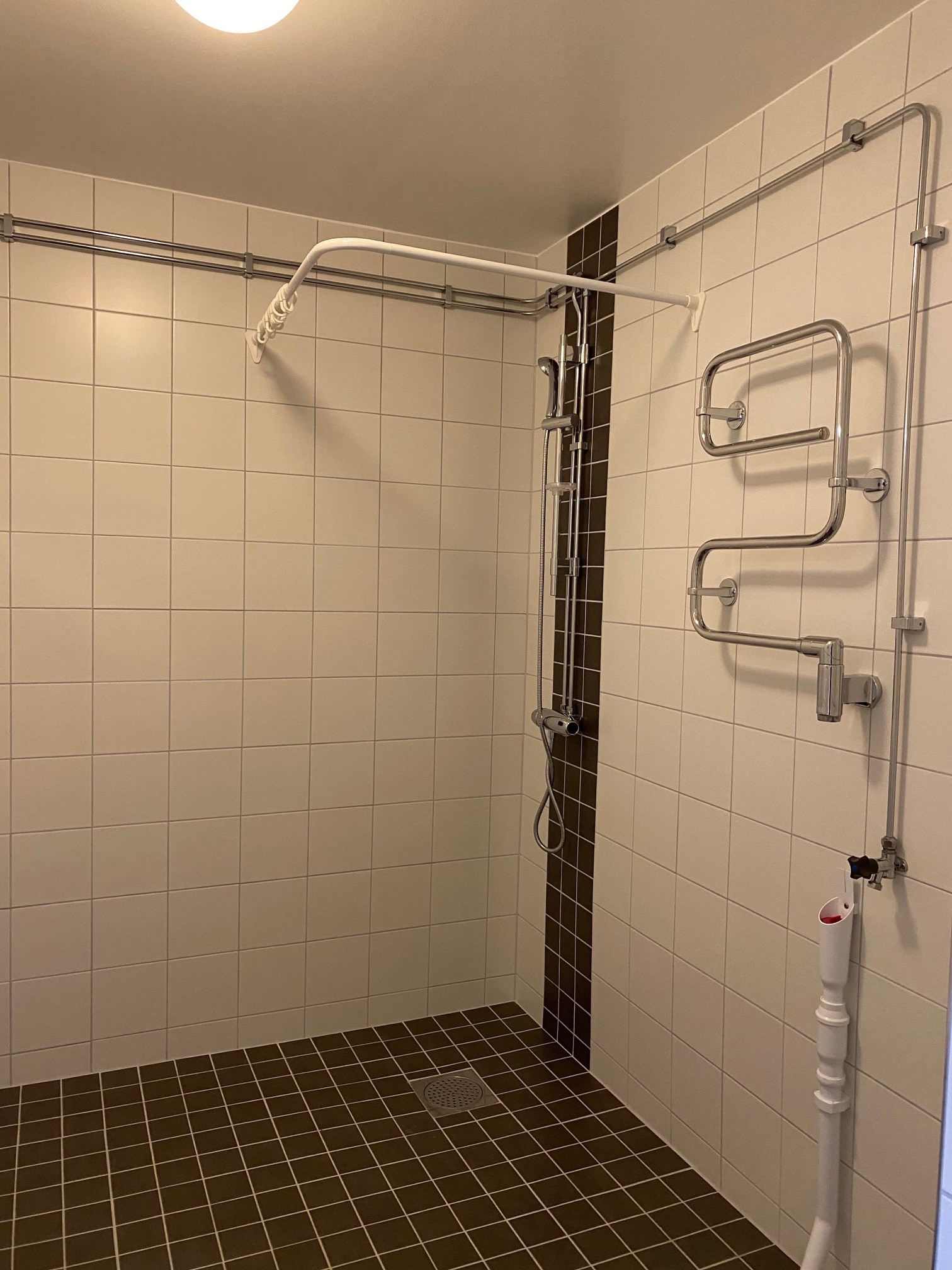 Lägenhet – Upplands Väsby, Väsbyskogen, Stora Wäsby - Bild 3