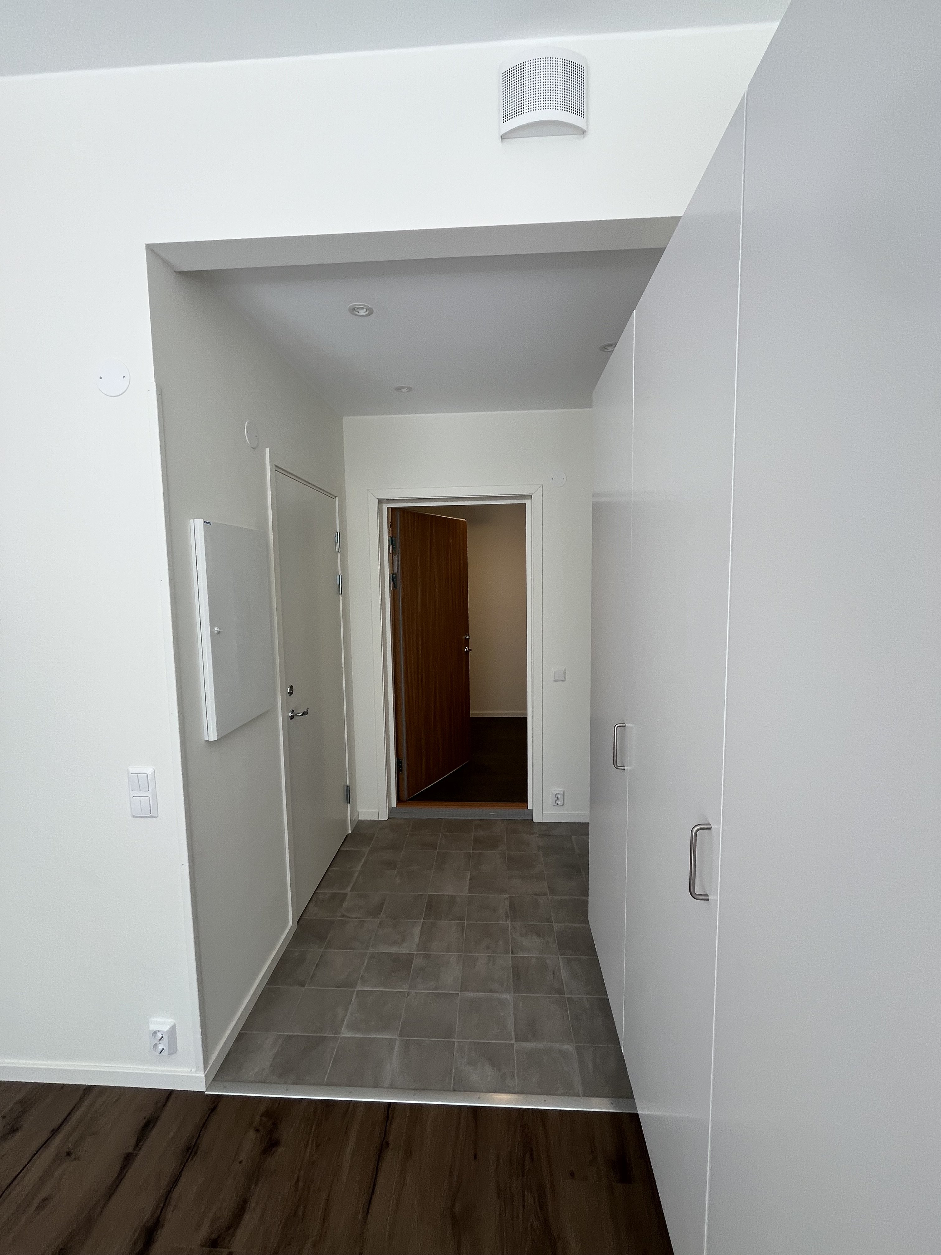1 rum och kök, Hässelby — 8 500 kr/mån — bild 4