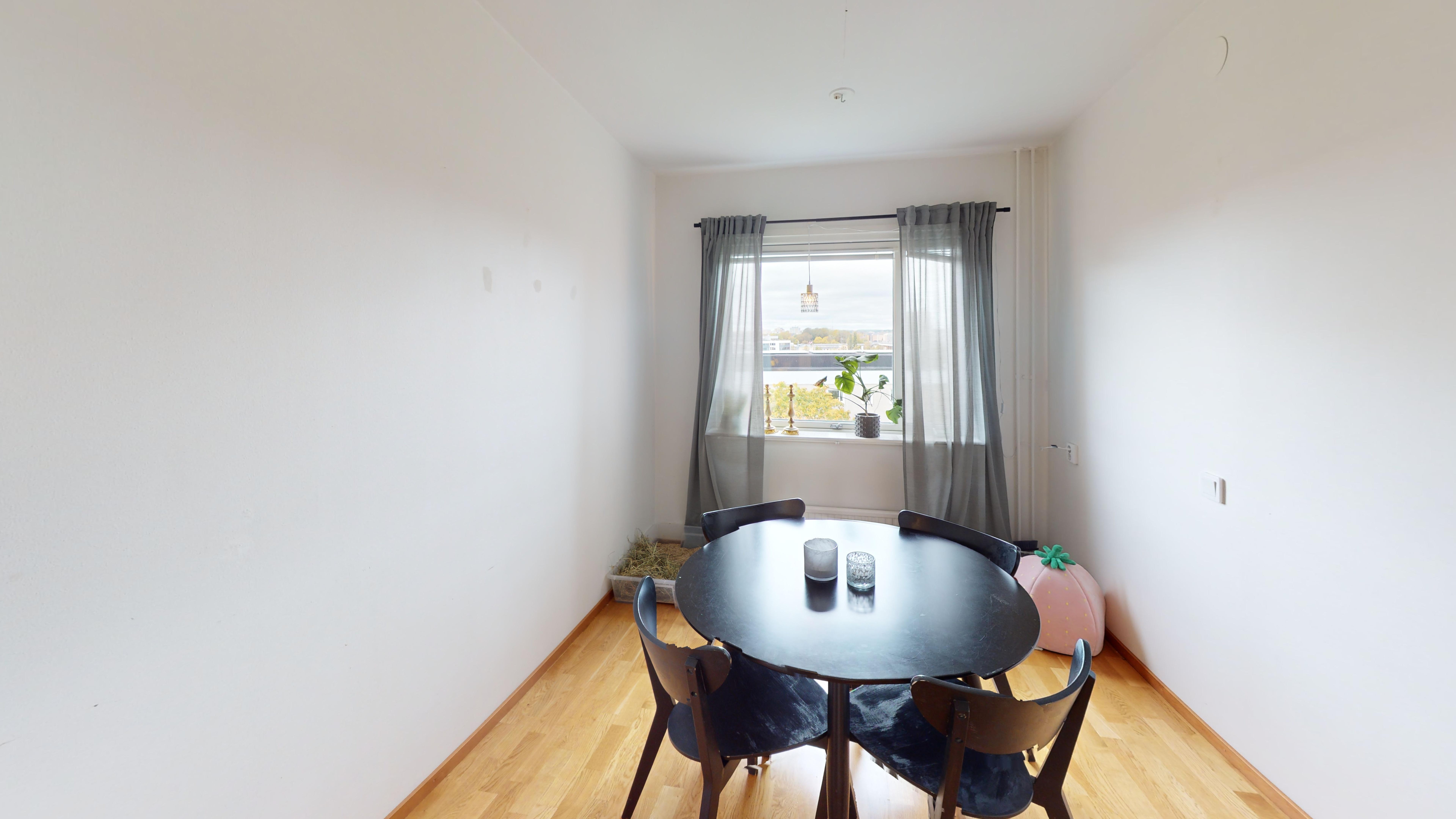 3 rok · 82 m² i Karlstad – bild 4