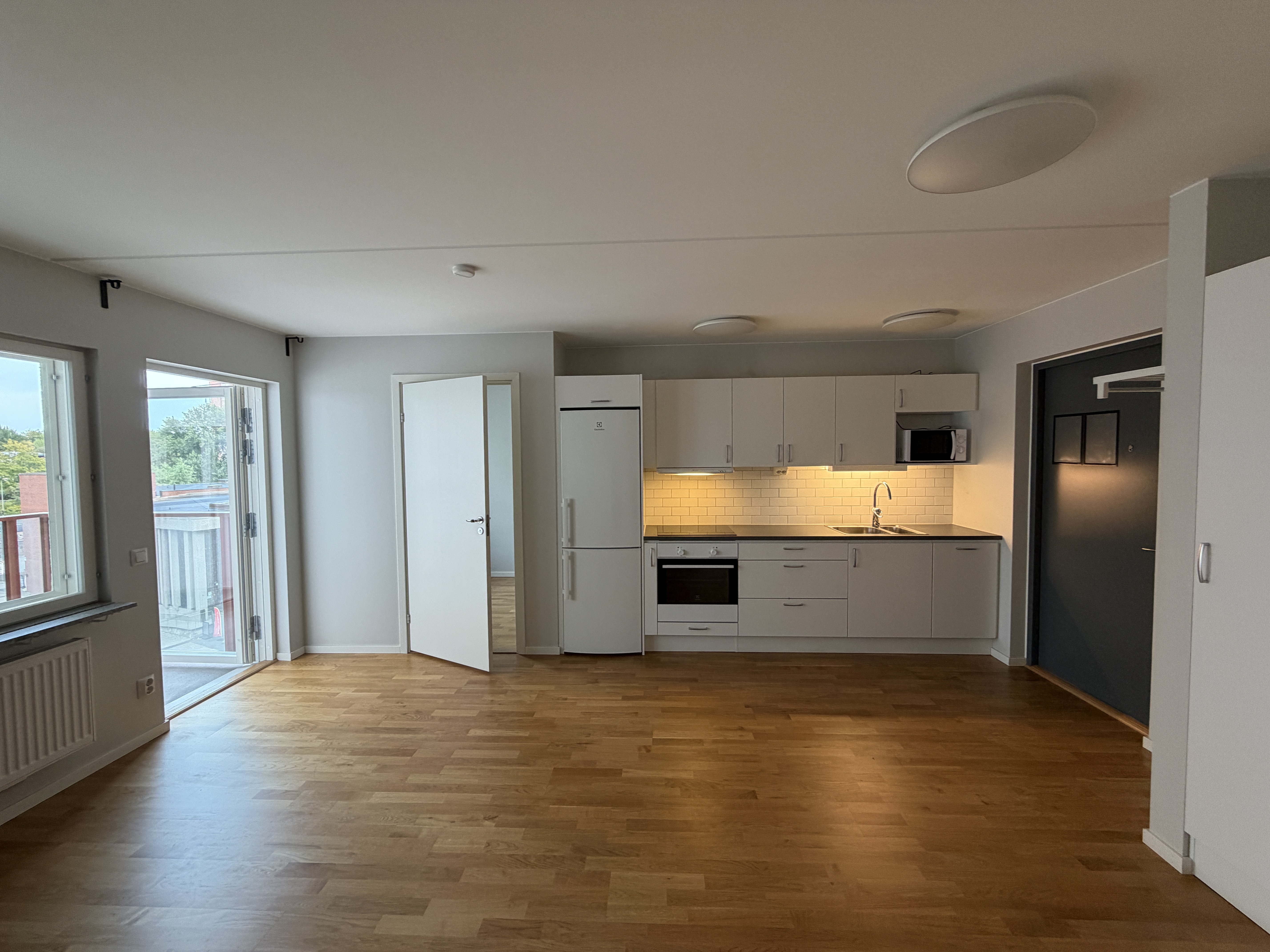 Lägenhet – Stockholm, Hässelby strand - Bild 2