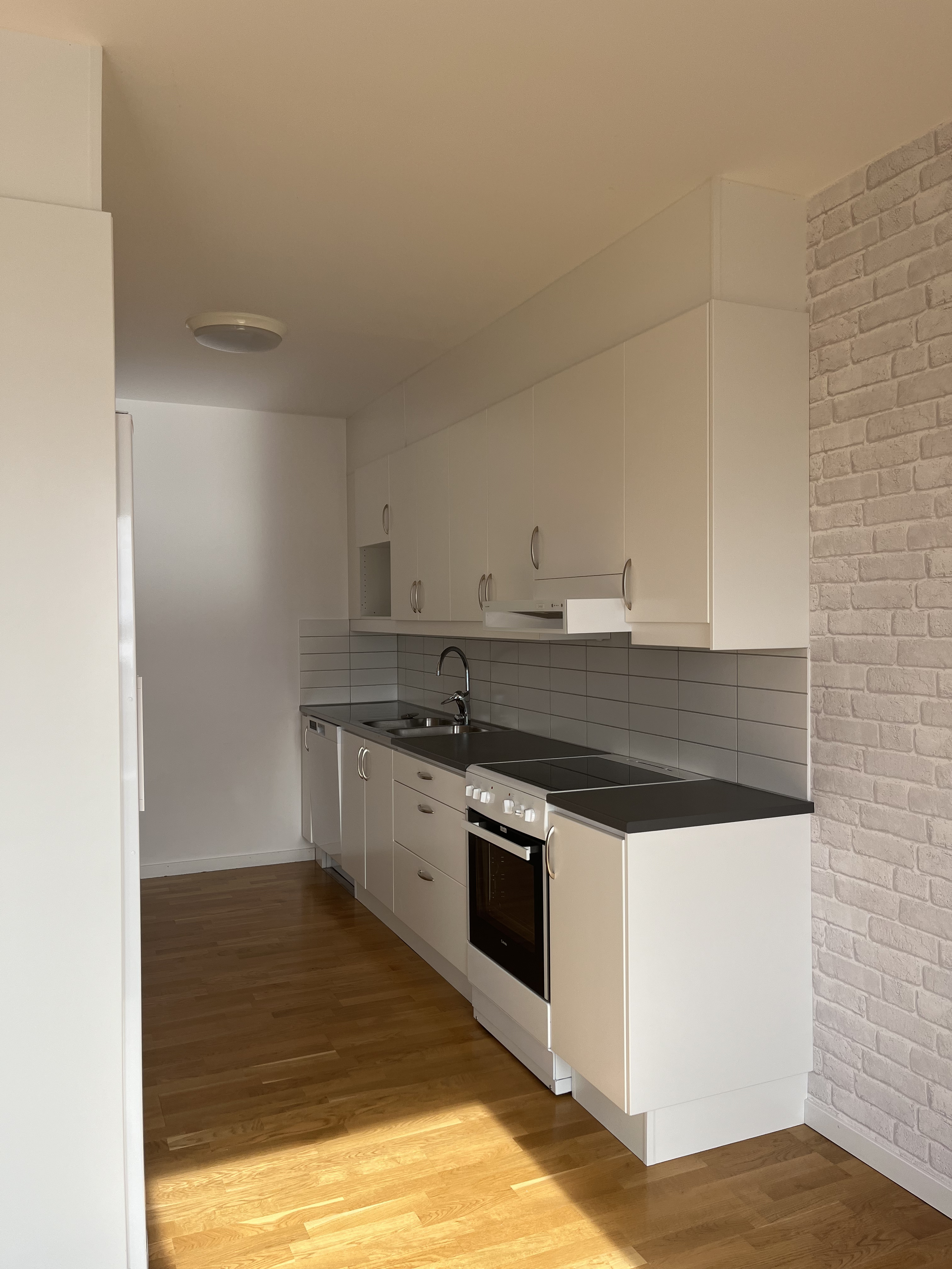 Genuagatan 9, Västerås — photo 3