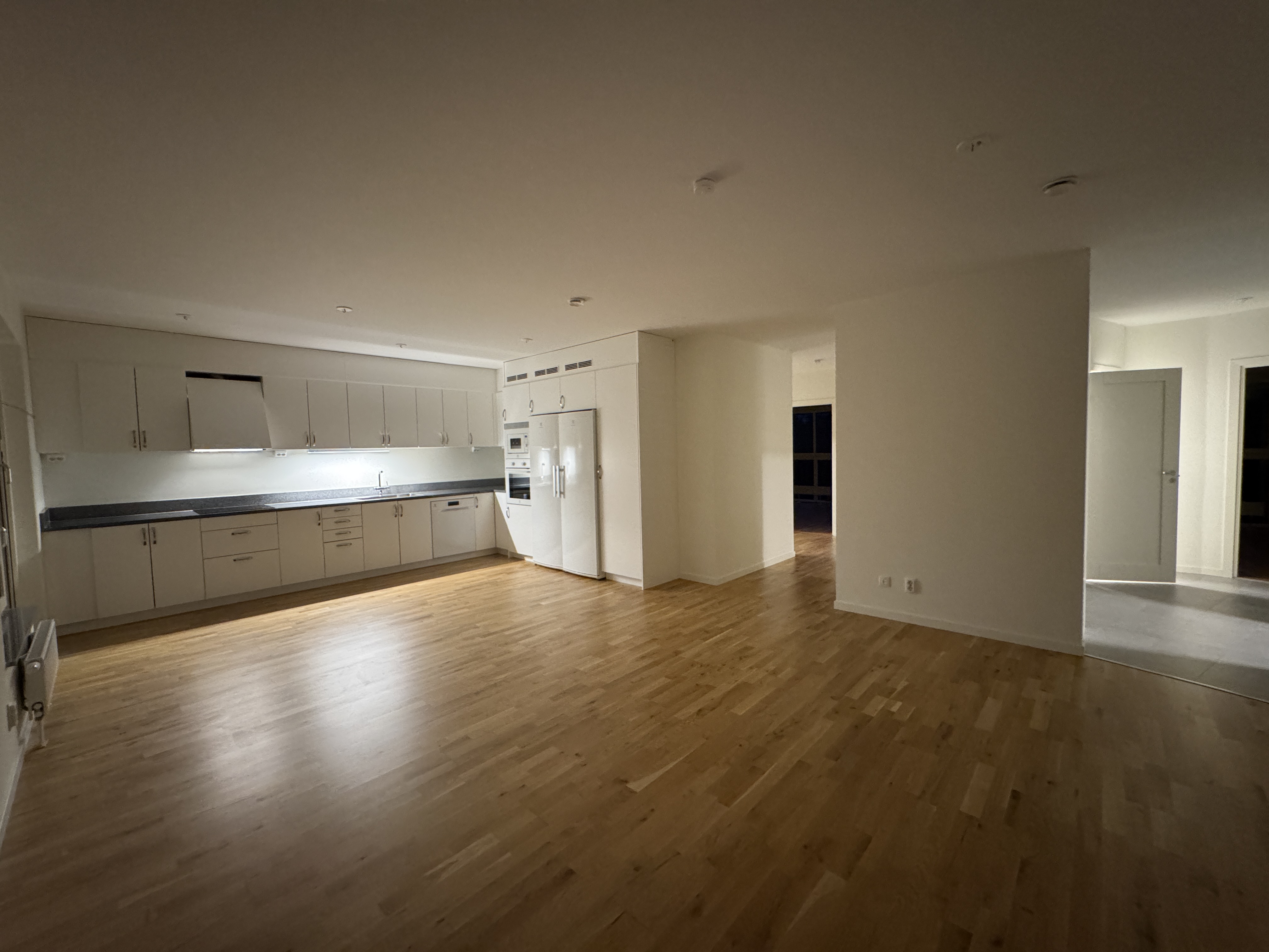 4 rok · 99 m² i Stockholm – bild 7