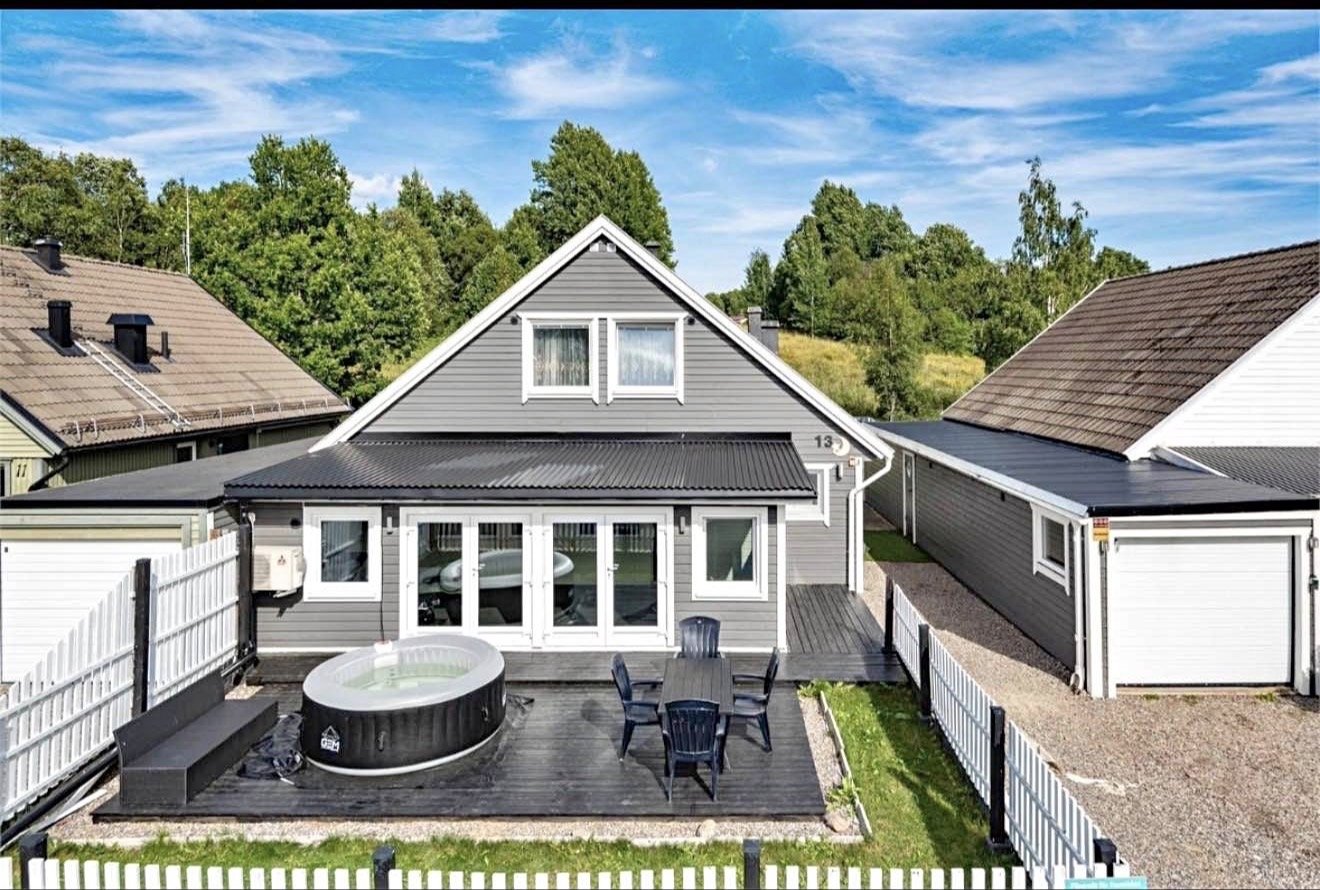 Villa/Hus, 7 rooms, 145 sqm, Sundsbruk