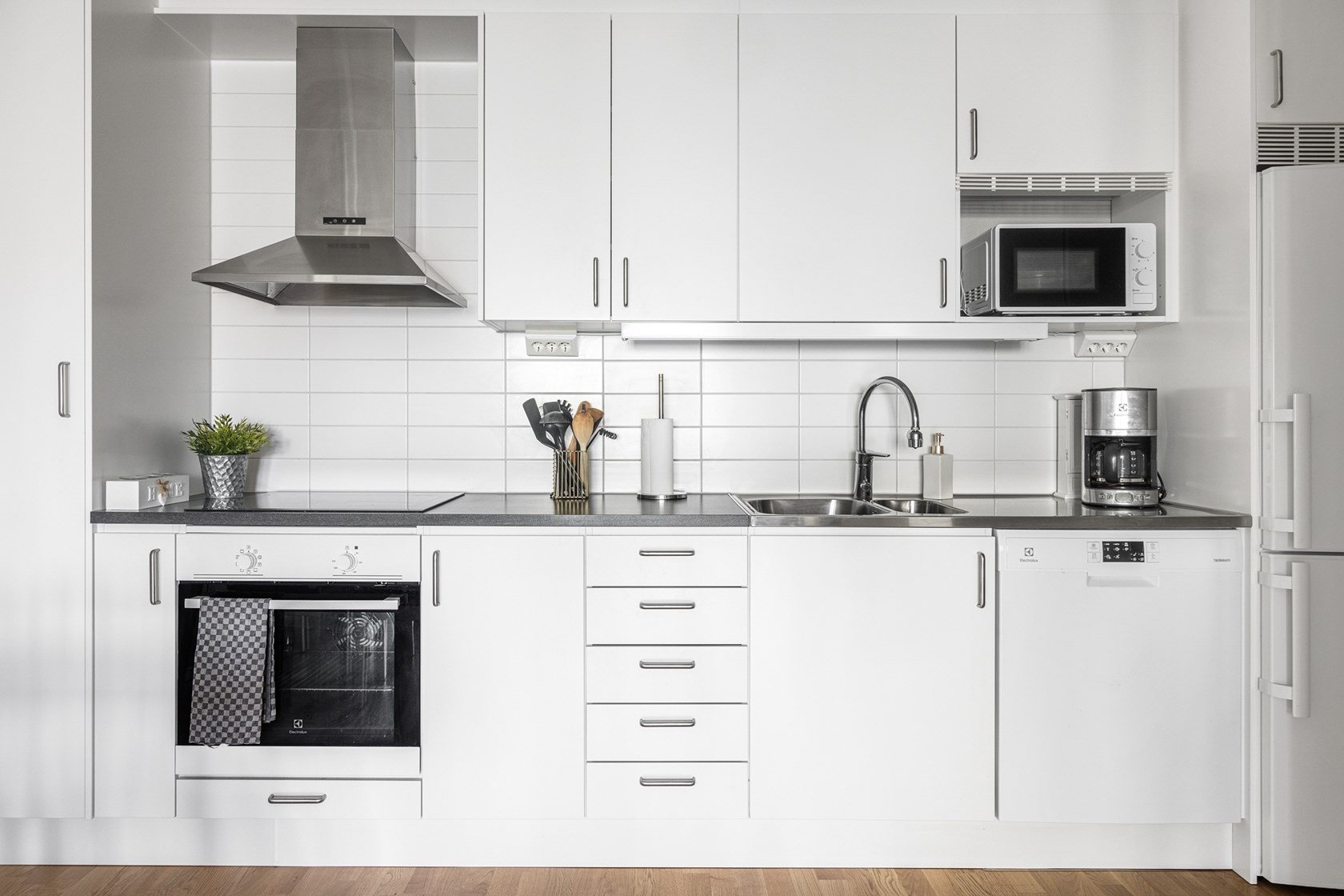 2 rum och kök, Hässelby — 13 025 kr/mån — bild 3
