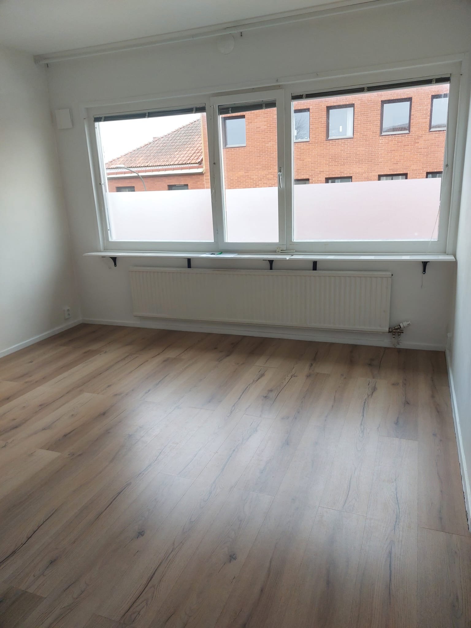 Hjälmarvägen , Örebro