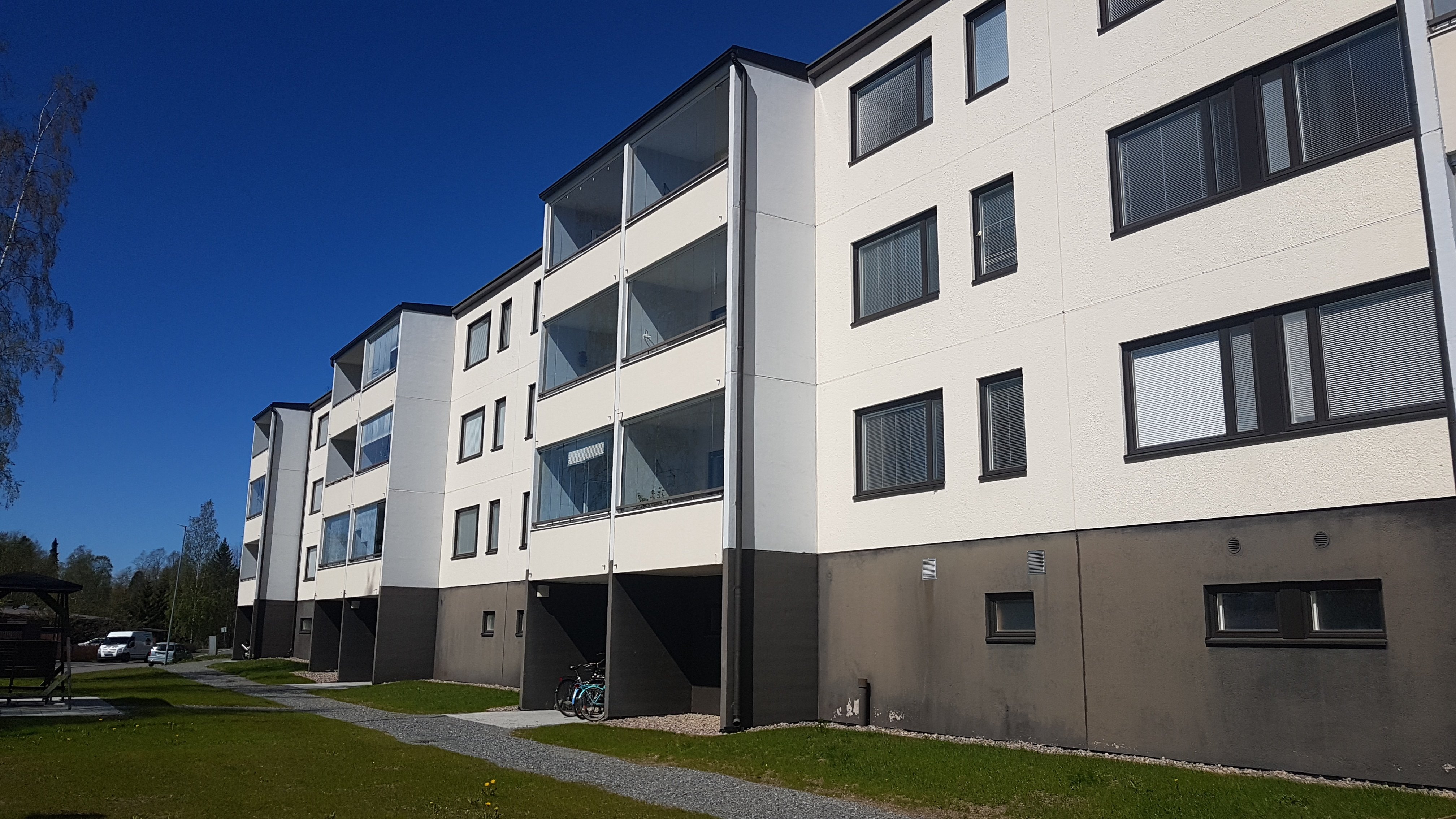 Valoisa kaksio palveluiden läheltä 1