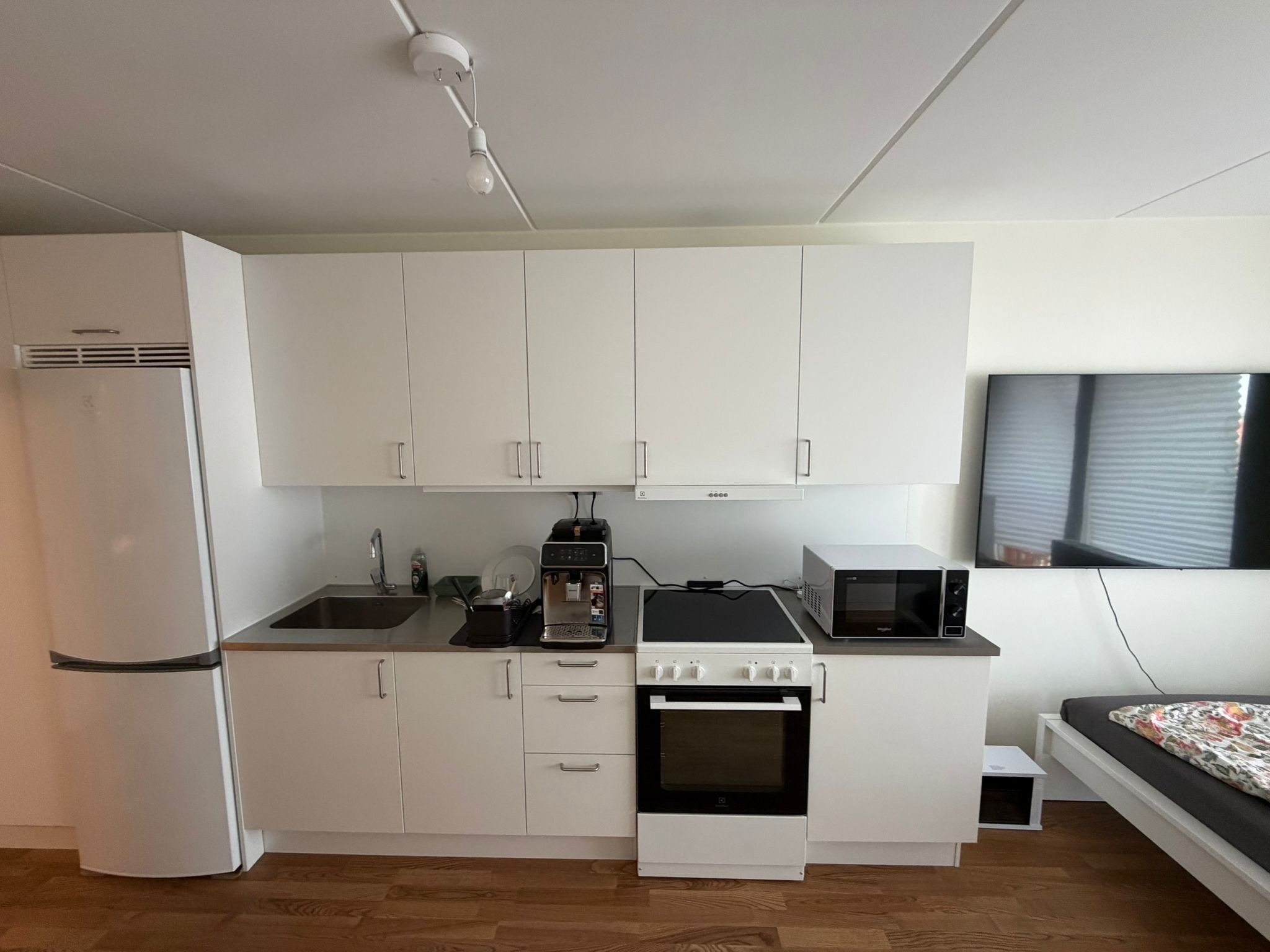 1 rum och kök, Hägersten — 11 400 kr/mån — bild 2