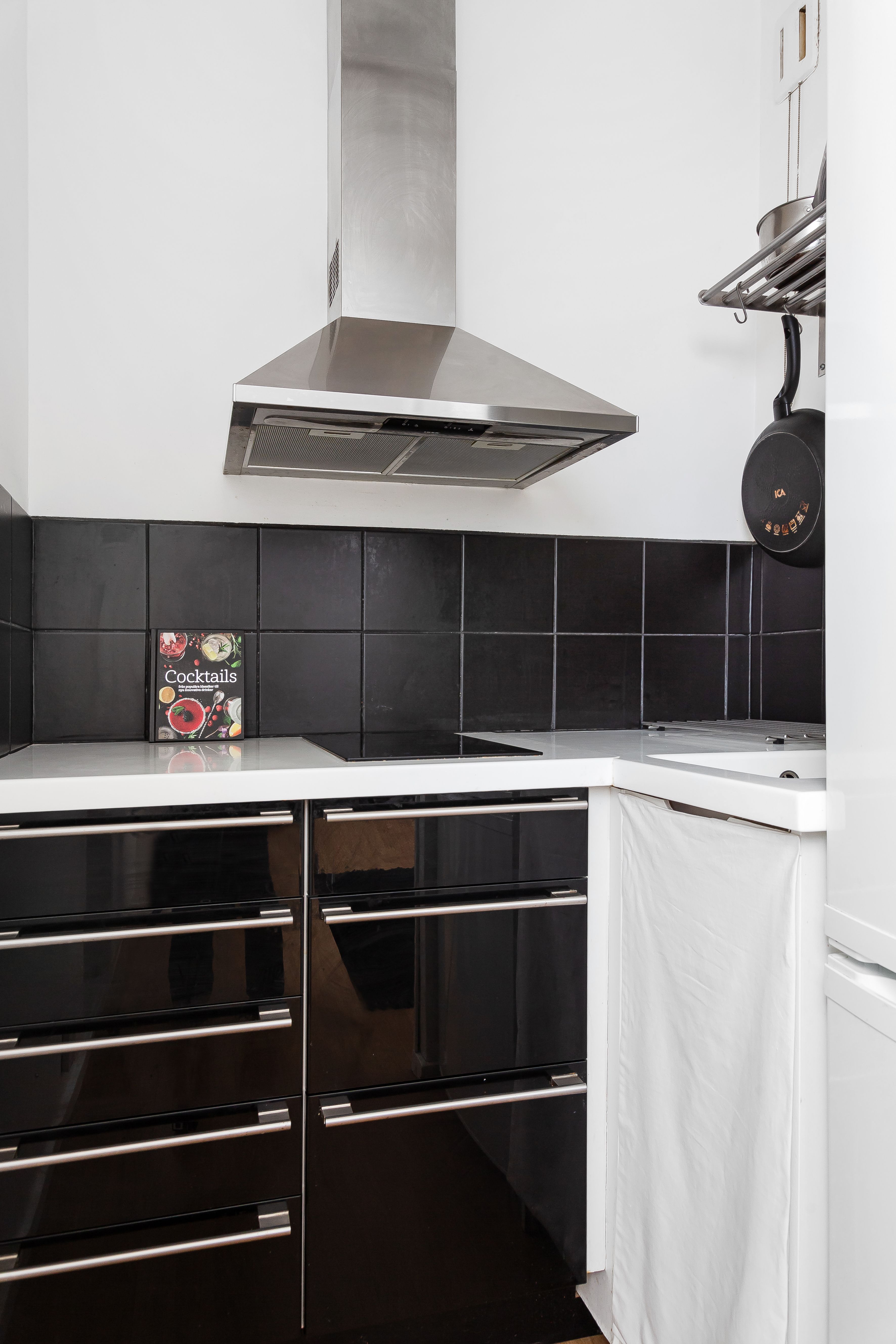 Lägenhet, 1 rooms, 26 sqm, Täby