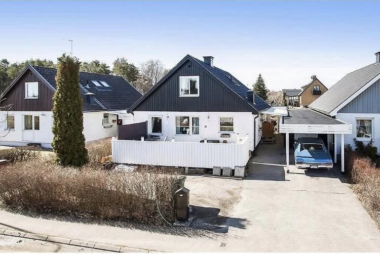 Villa/Hus, 5 rooms, 112 sqm, Köping