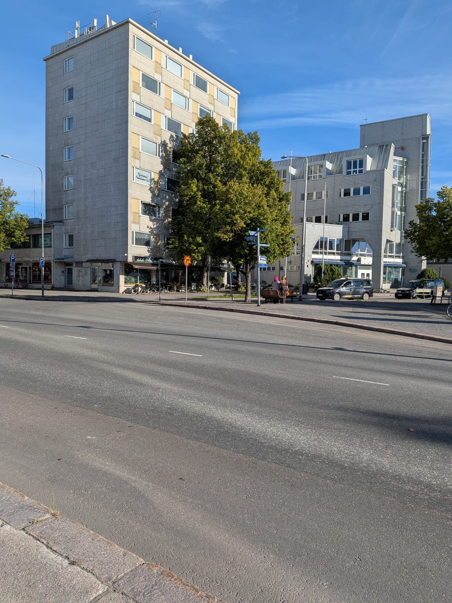 Valoisa 5. kerroksen huoneisto keskustassa – Upeat näkymät kaupungille ja torille 1