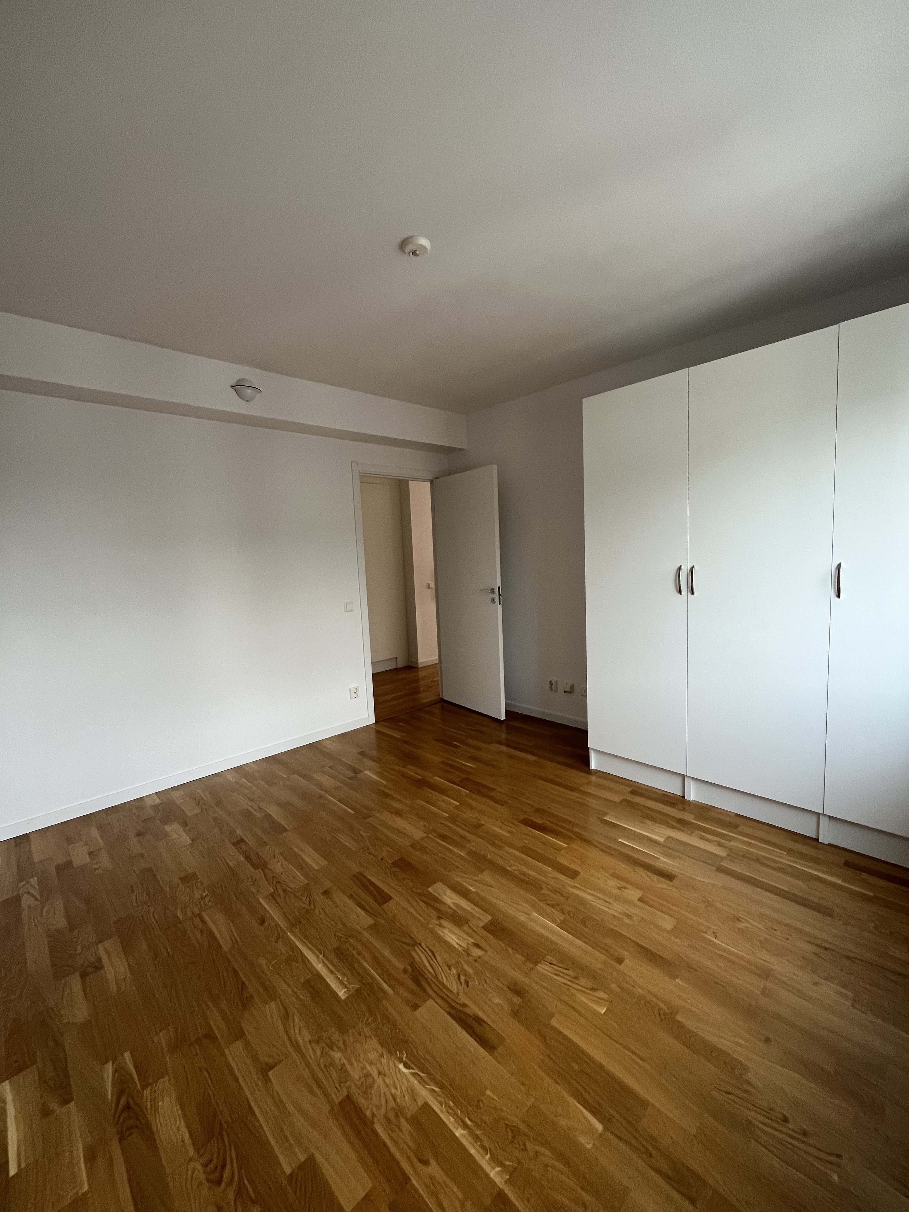 Lägenhet – Västerås, Viksäng - Bild 3