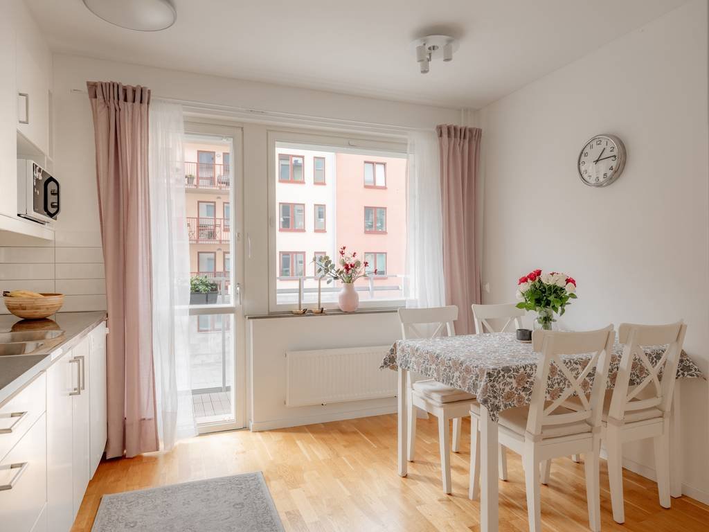 Lägenhet, 3 rooms, 78 sqm, Sollentuna