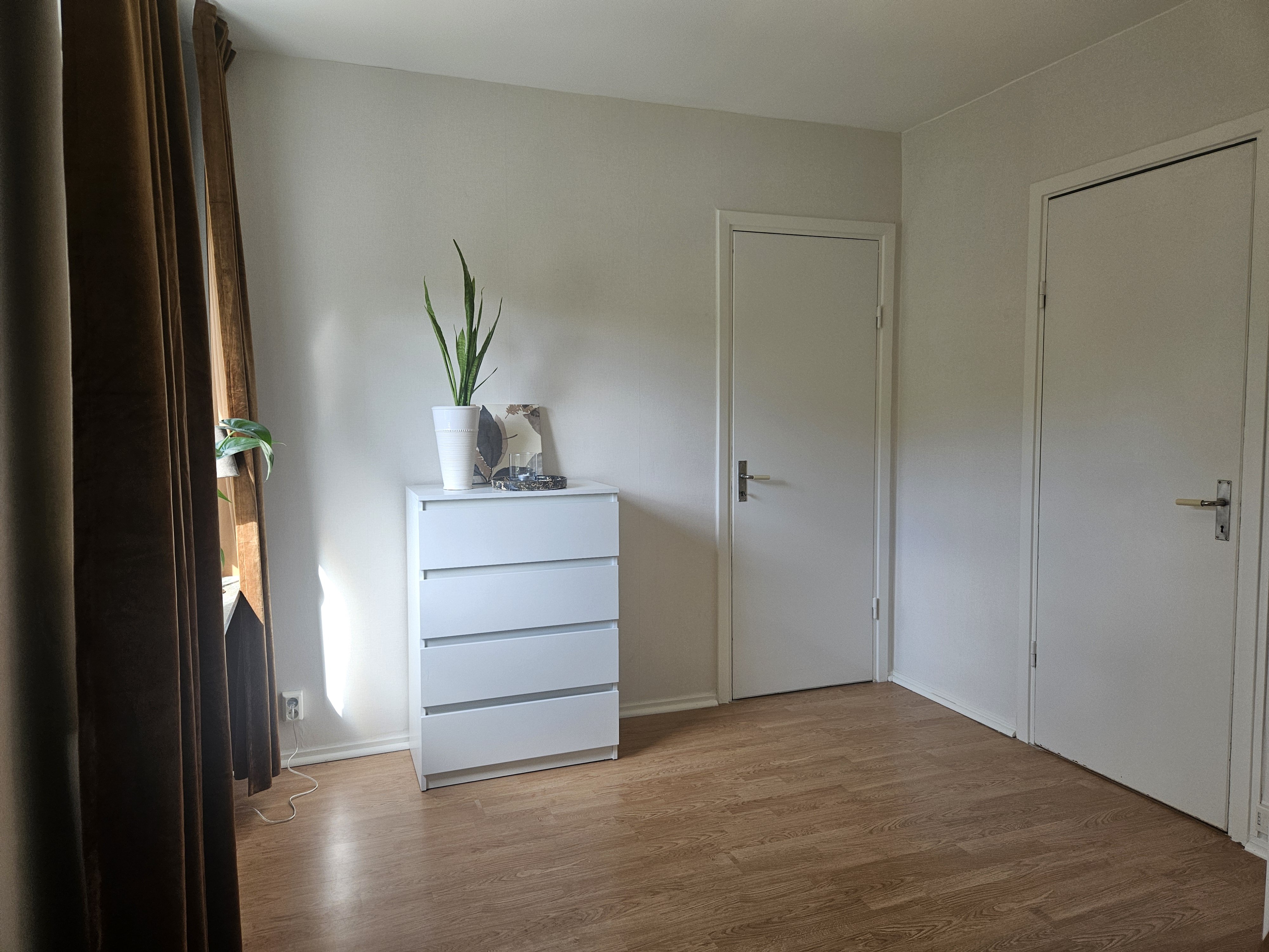 1 rum och kök, Bandhagen — 5 500 kr/mån — bild 2