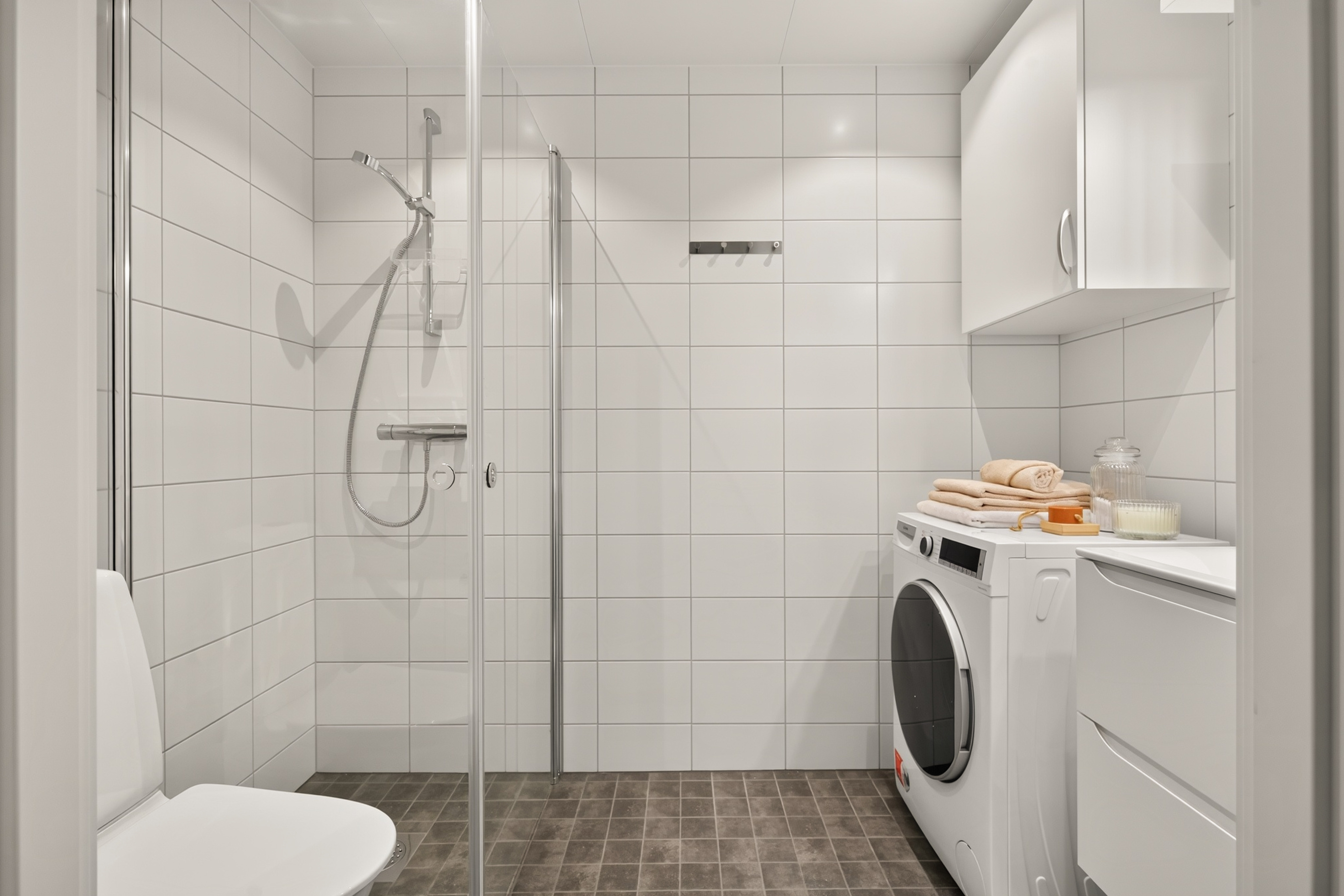 1 rok · 35 m² i Skogås – bild 5
