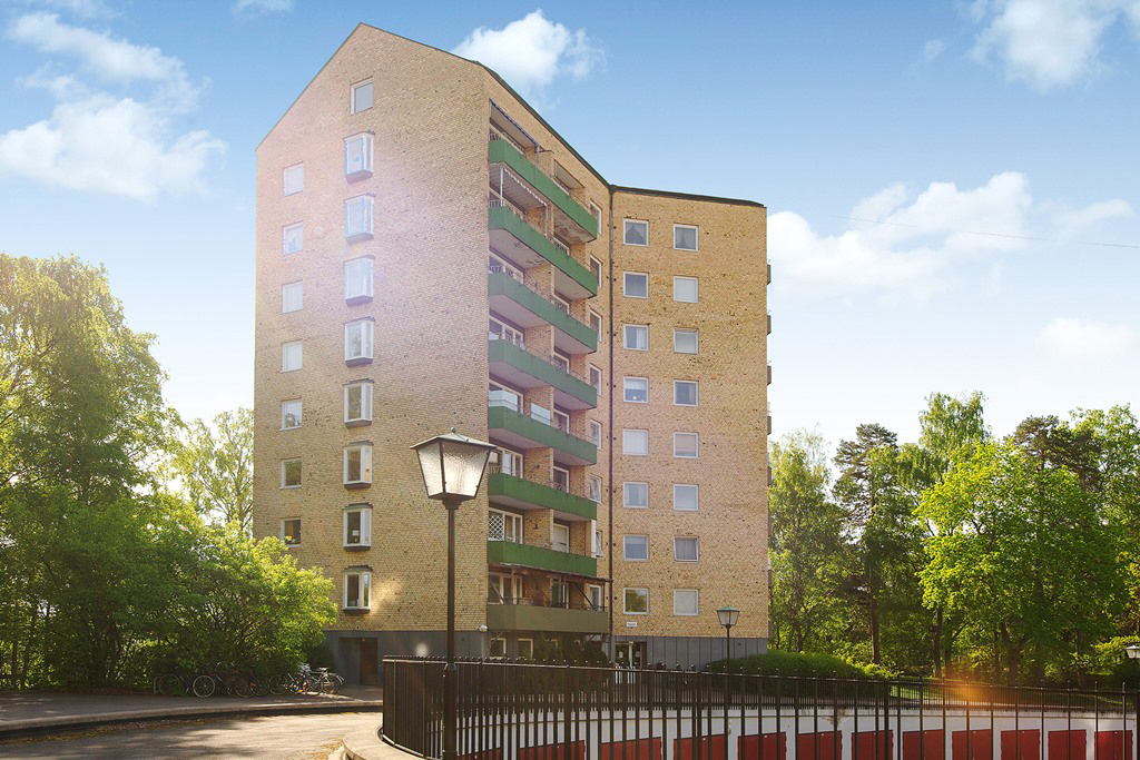 Vitmåragatan 2, Västerås