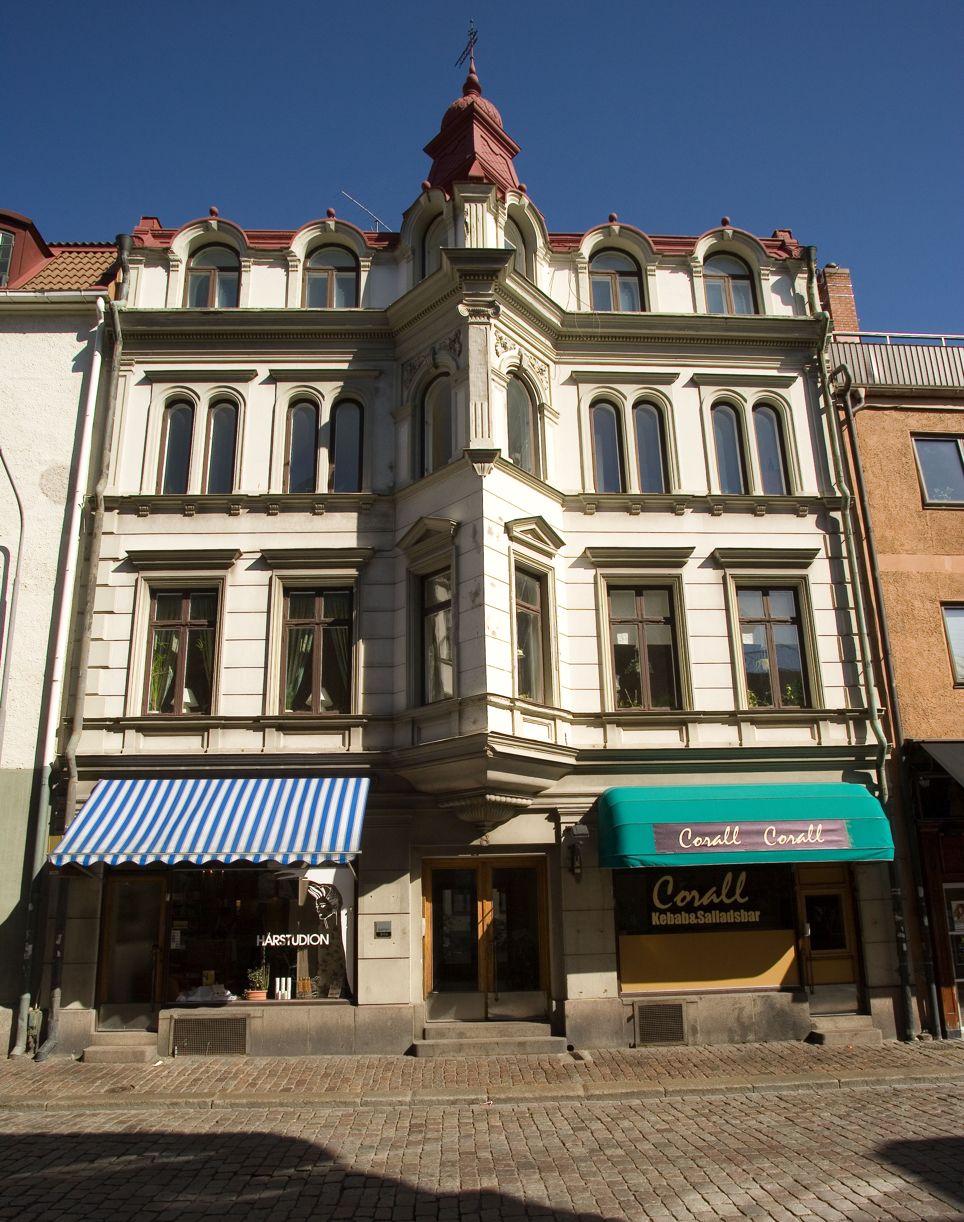 Larmgatan 8