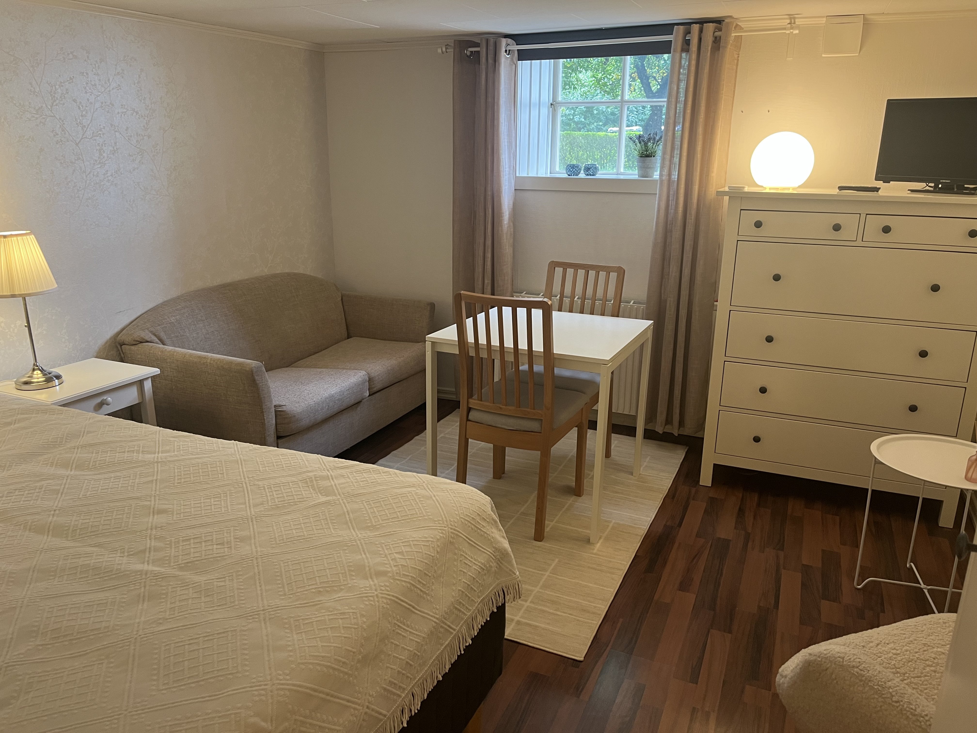 Lägenhet, 1 rooms, 30 sqm, Huddinge