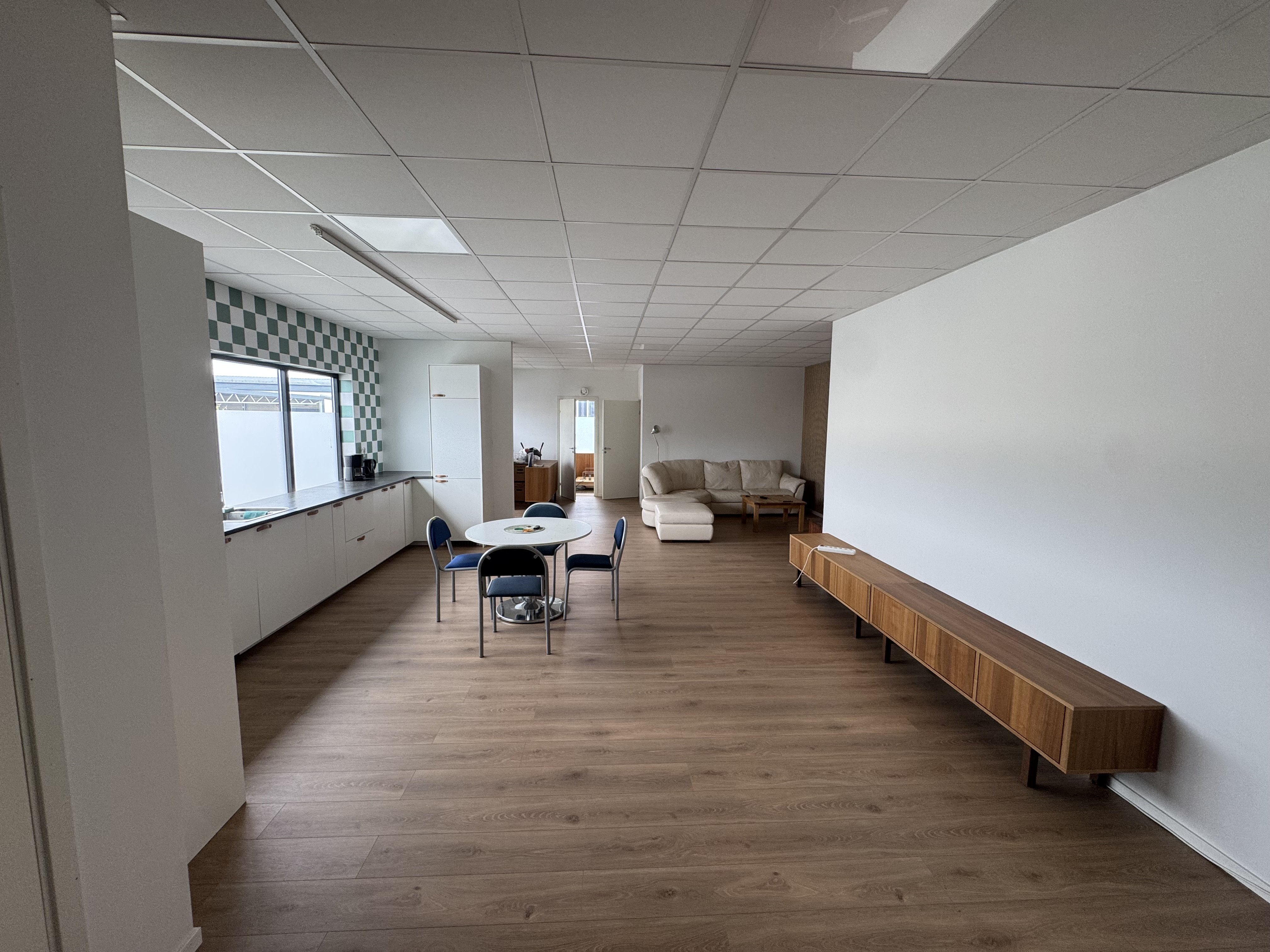 Apartment in Huddinge kommun, Länna industriområde, Stockholms län