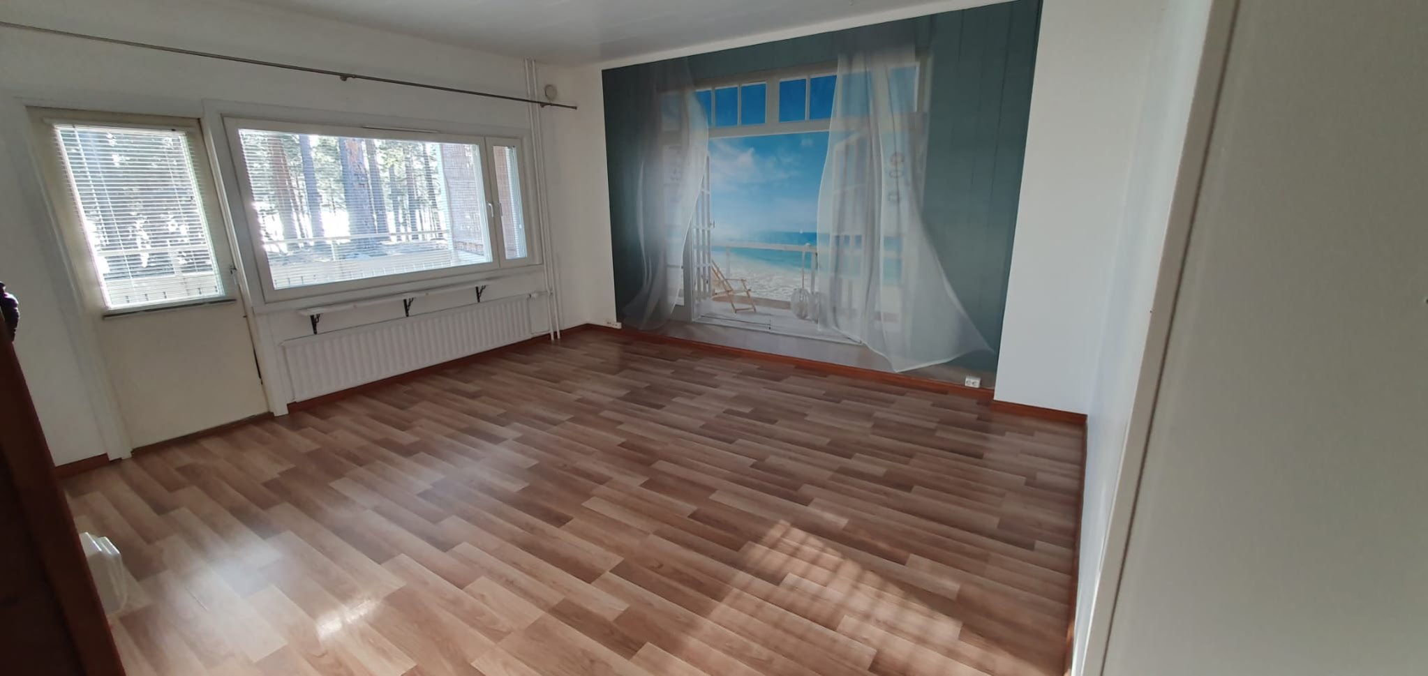 Ensimmäisen kerroksen kolmio rauhallisessa talossa. 2