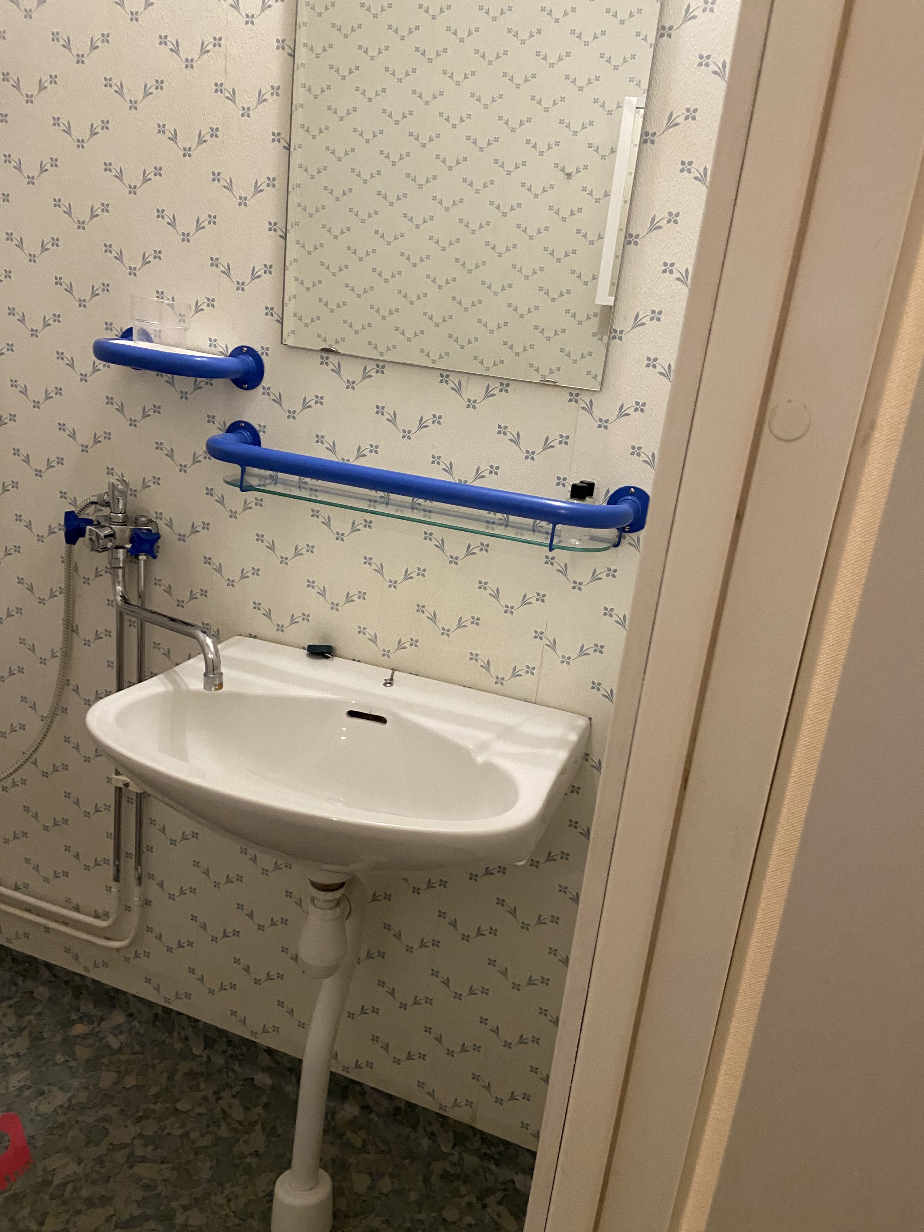 Lofotengatan, Kista — photo 3